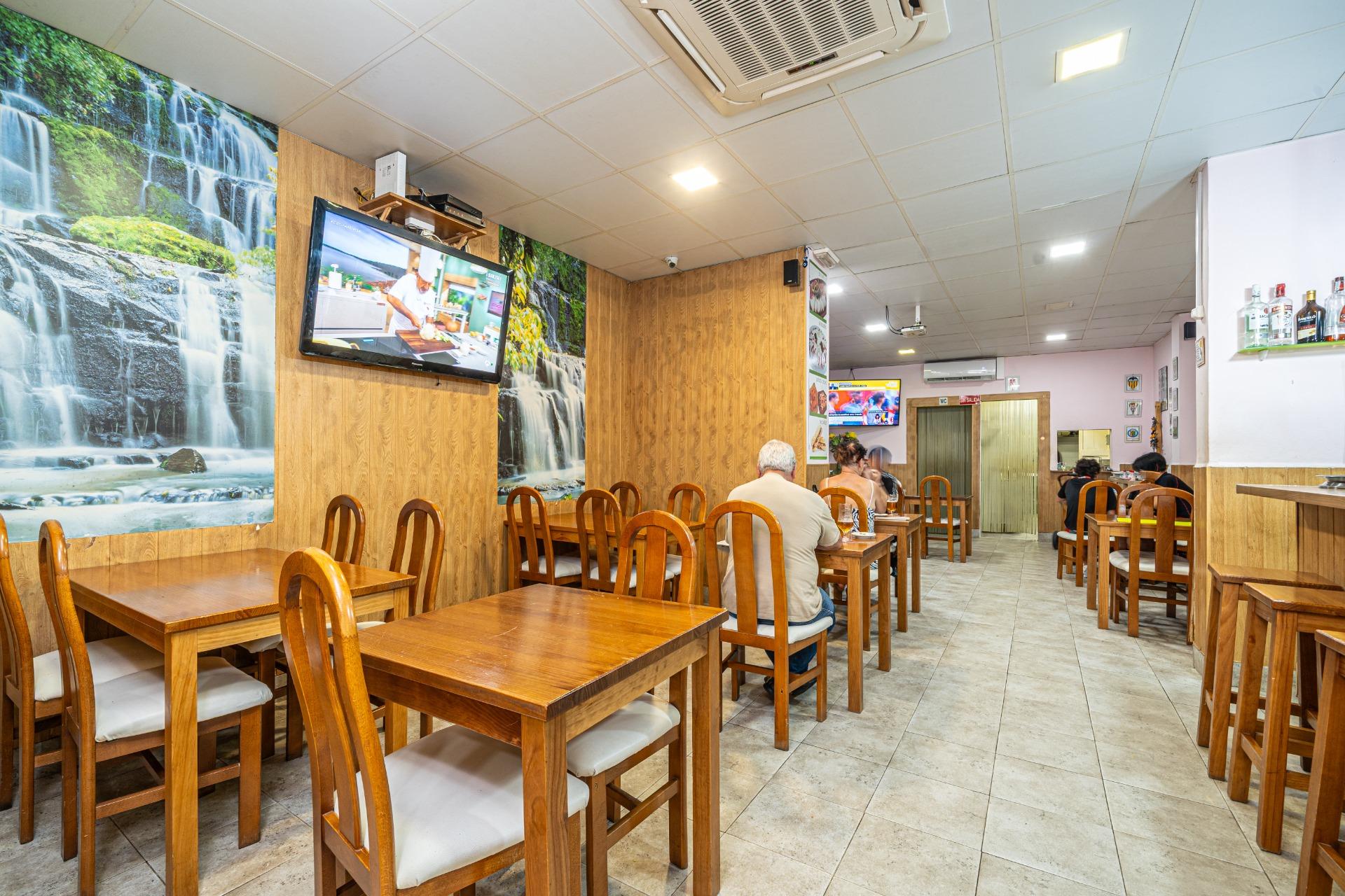 Traspaso de Bar-Cafetería en una de las mejores ubicaciones  - foto 5