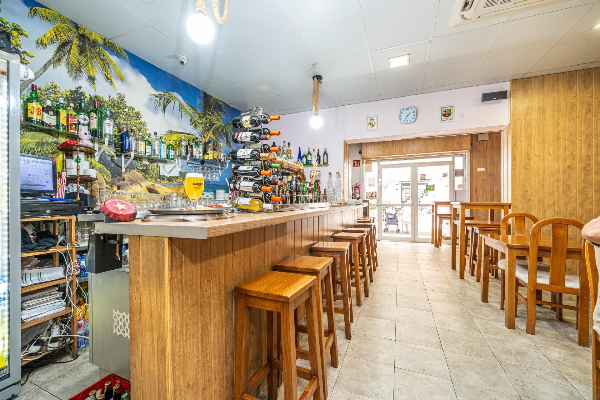 Traspaso de Bar-Cafetería en una de las mejores ubicaciones  - foto 6