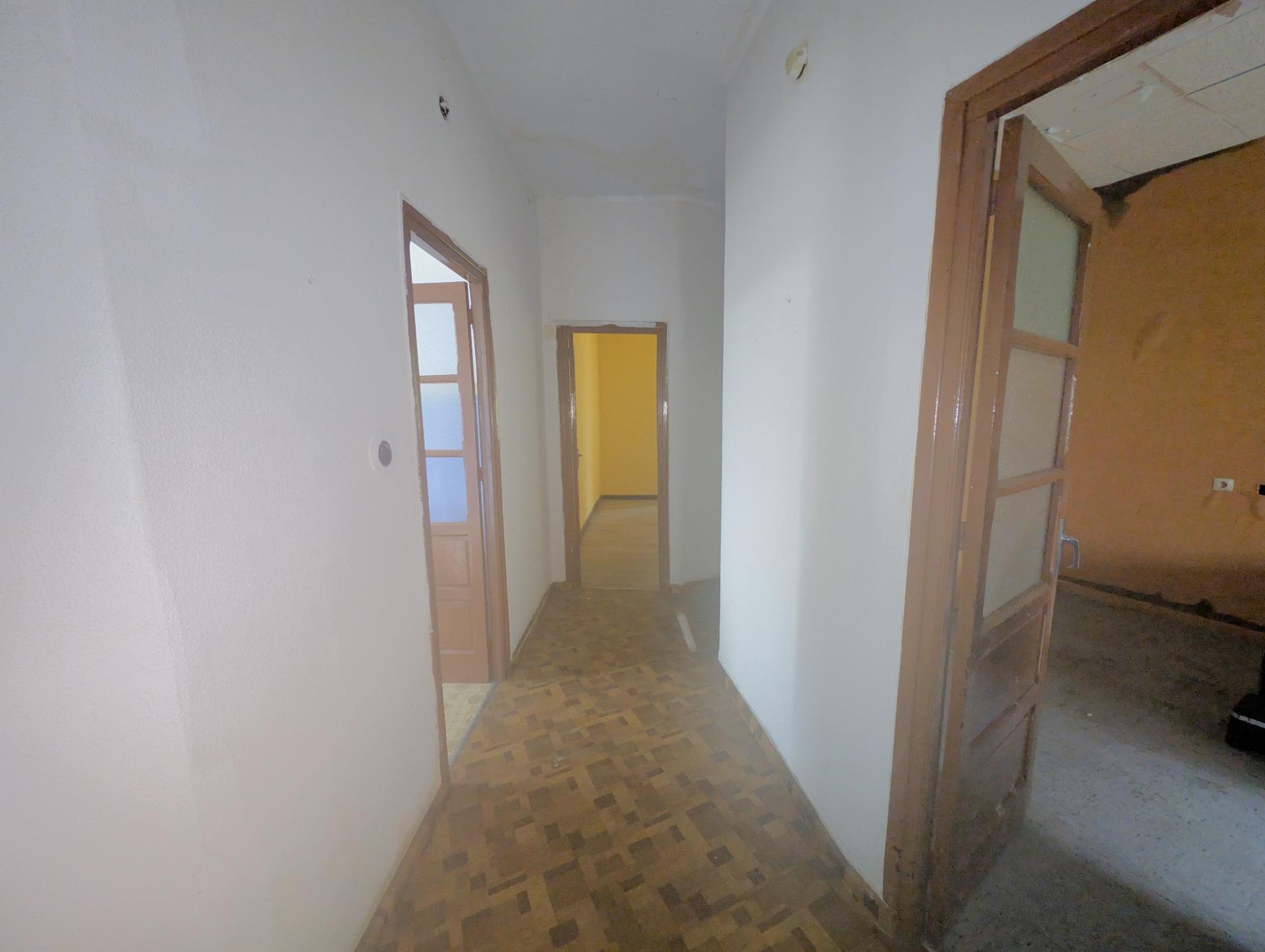 EDIFICIO MAS LOCALES EN SAN CLAUDIO - foto 19