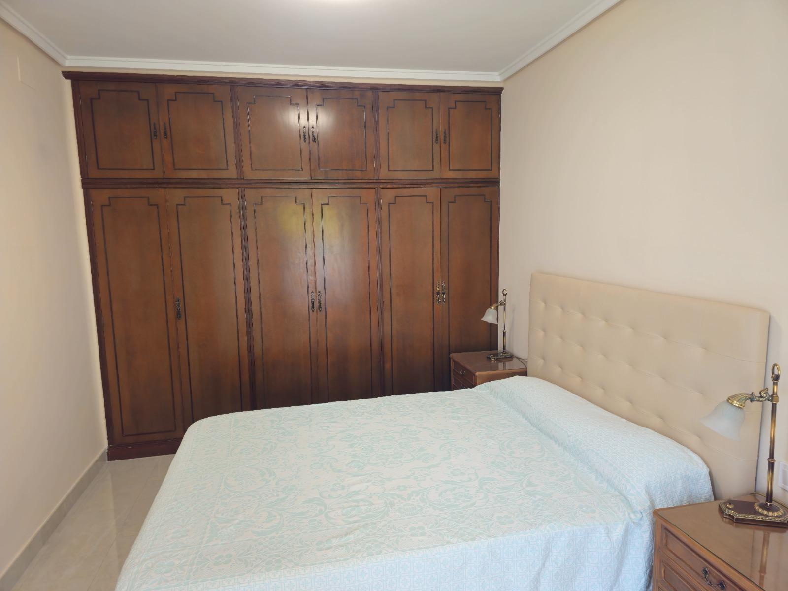 Alquiler de vivienda reformada junto a Plaza de España y Est - foto 3