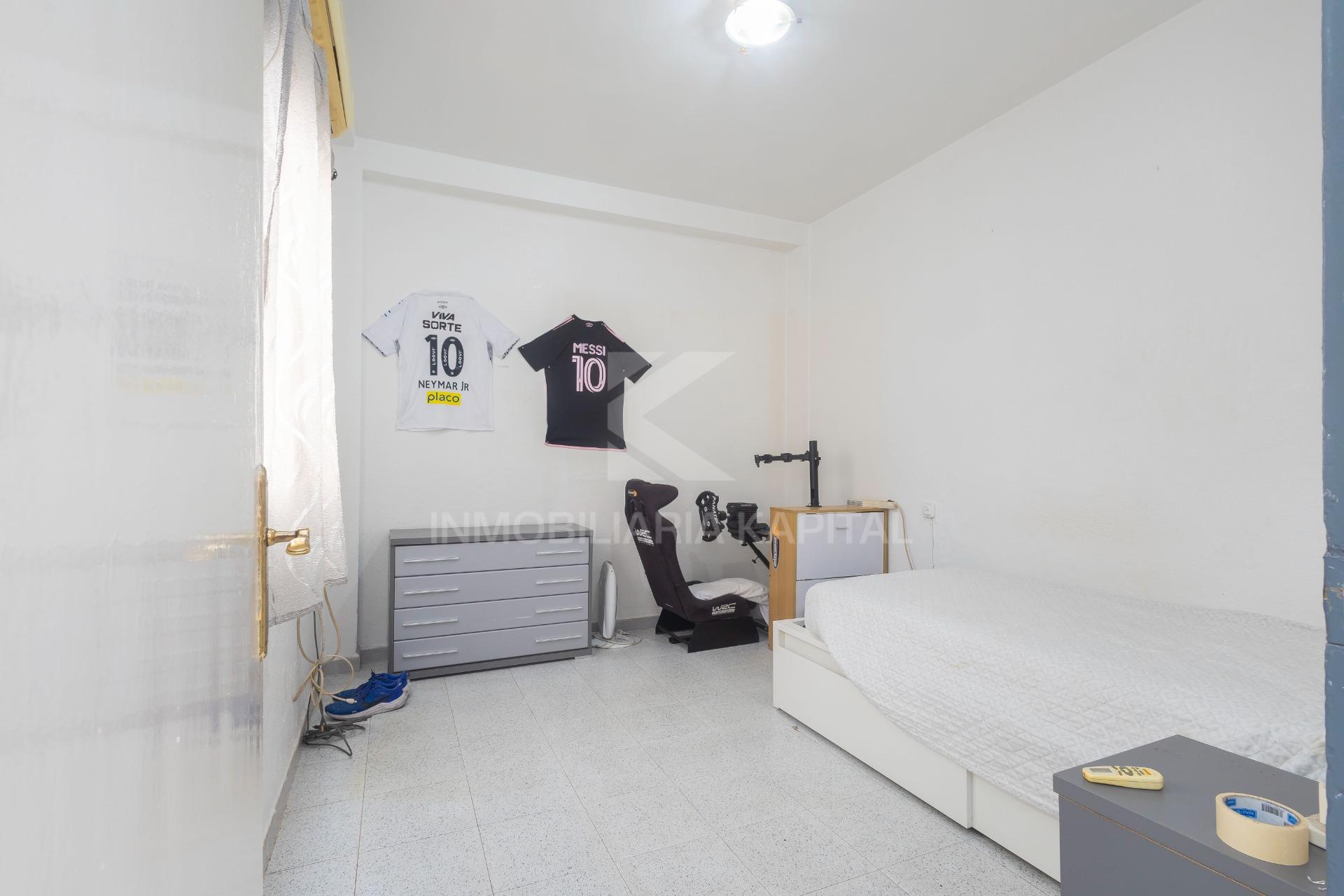 Excelente oportunidad de inversión en Calle Virgen de Begoña - foto 16