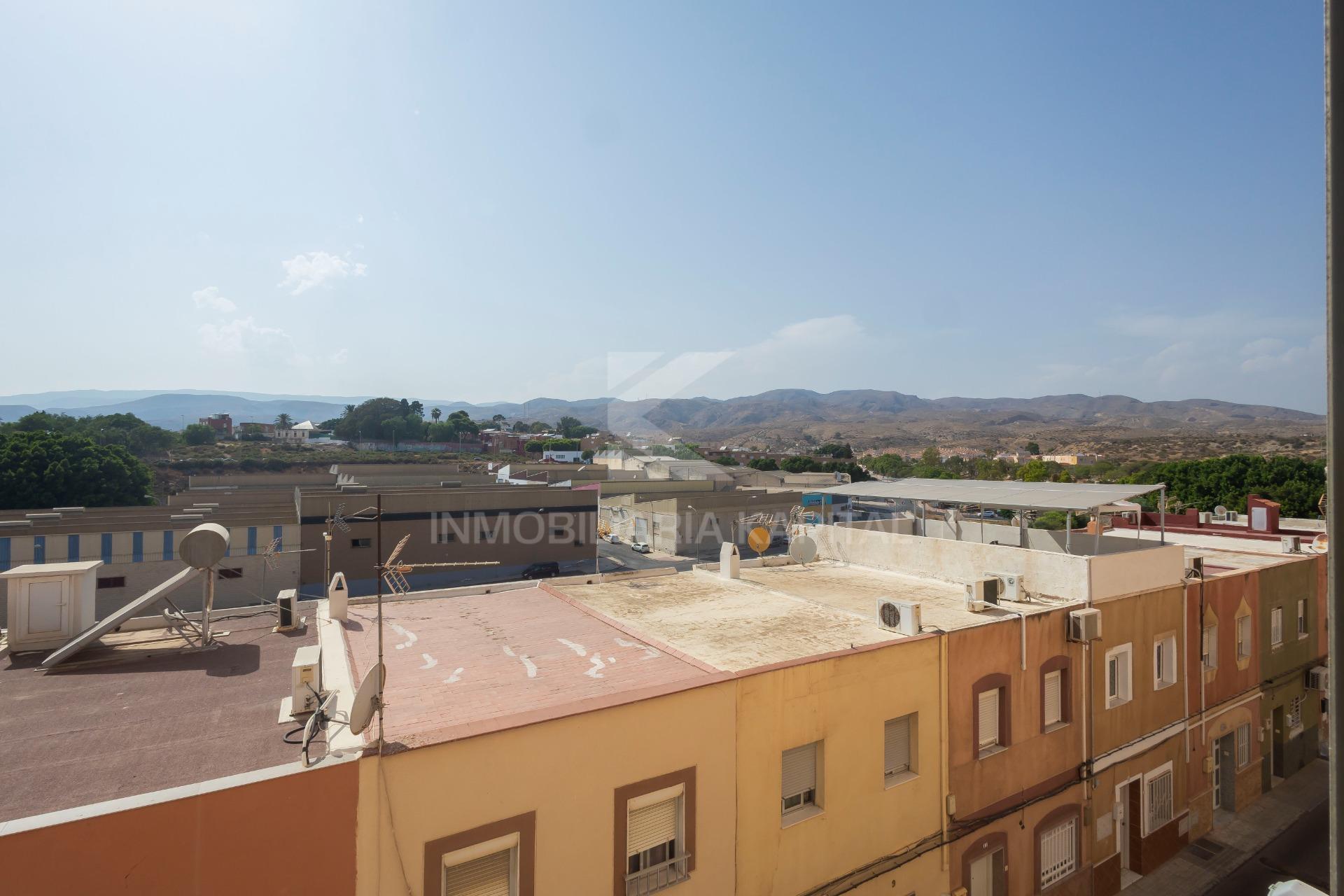 Excelente oportunidad de inversión en Calle Virgen de Begoña - foto 21