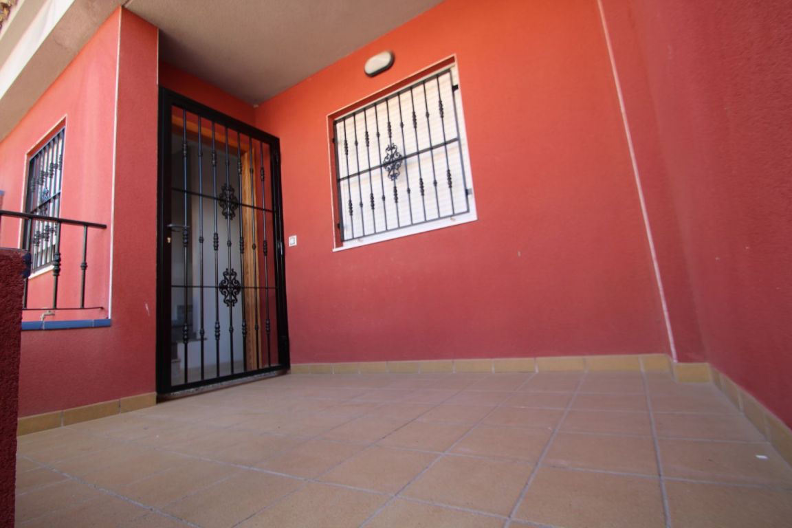 Dúplex adosado con piscina comunitaria en Aguas Nuevas, Torr - foto 16