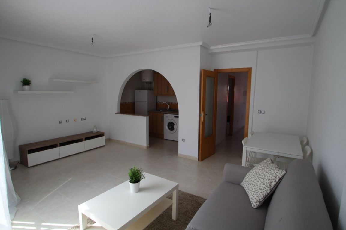 Dúplex adosado con piscina comunitaria en Aguas Nuevas, Torr - foto 4