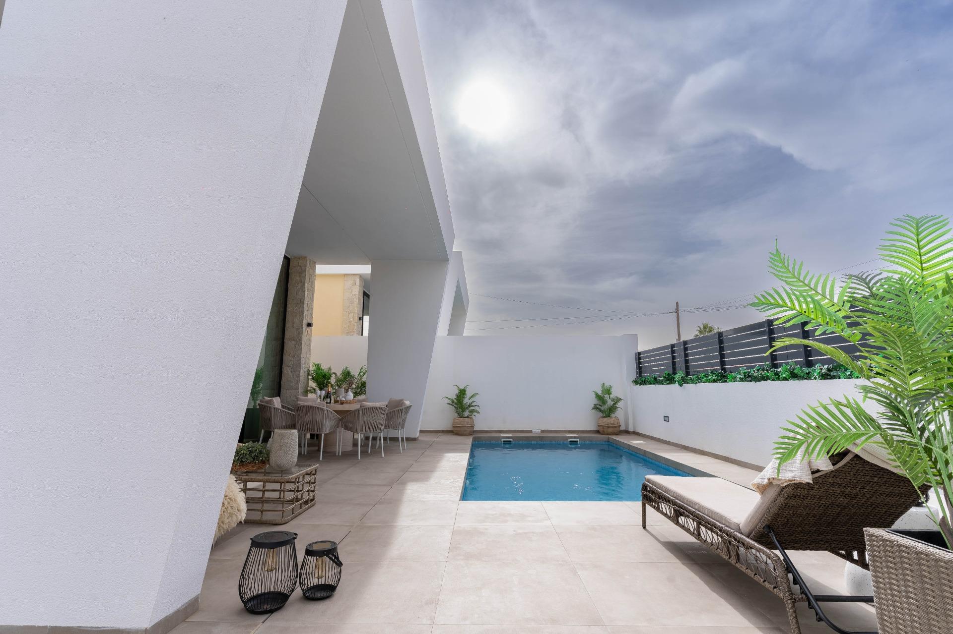 Villa Moderna con Estilo Escandinavo y Vistas a la Laguna Ro - foto 12
