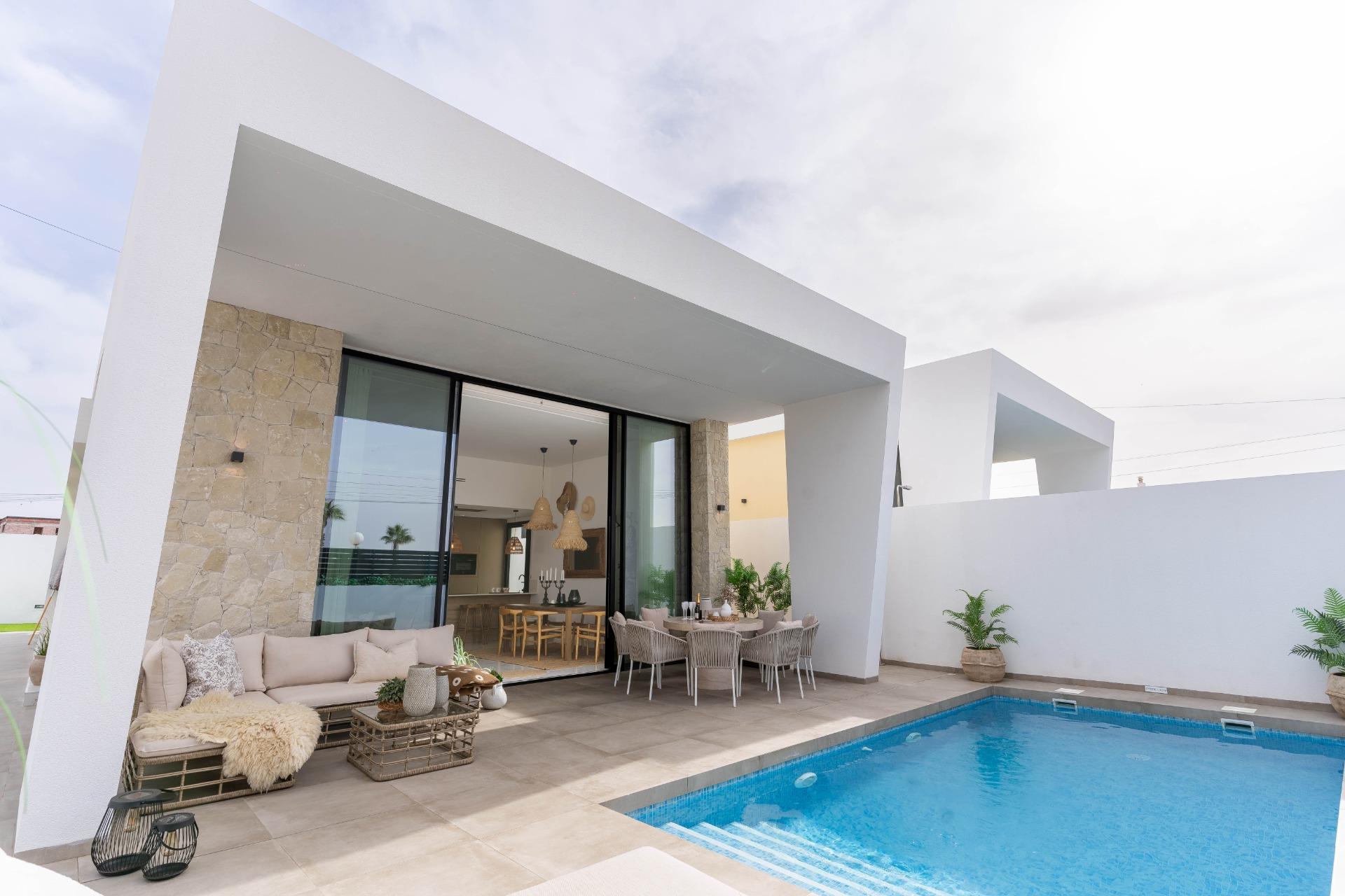 Villa Moderna con Estilo Escandinavo y Vistas a la Laguna Ro - foto 17