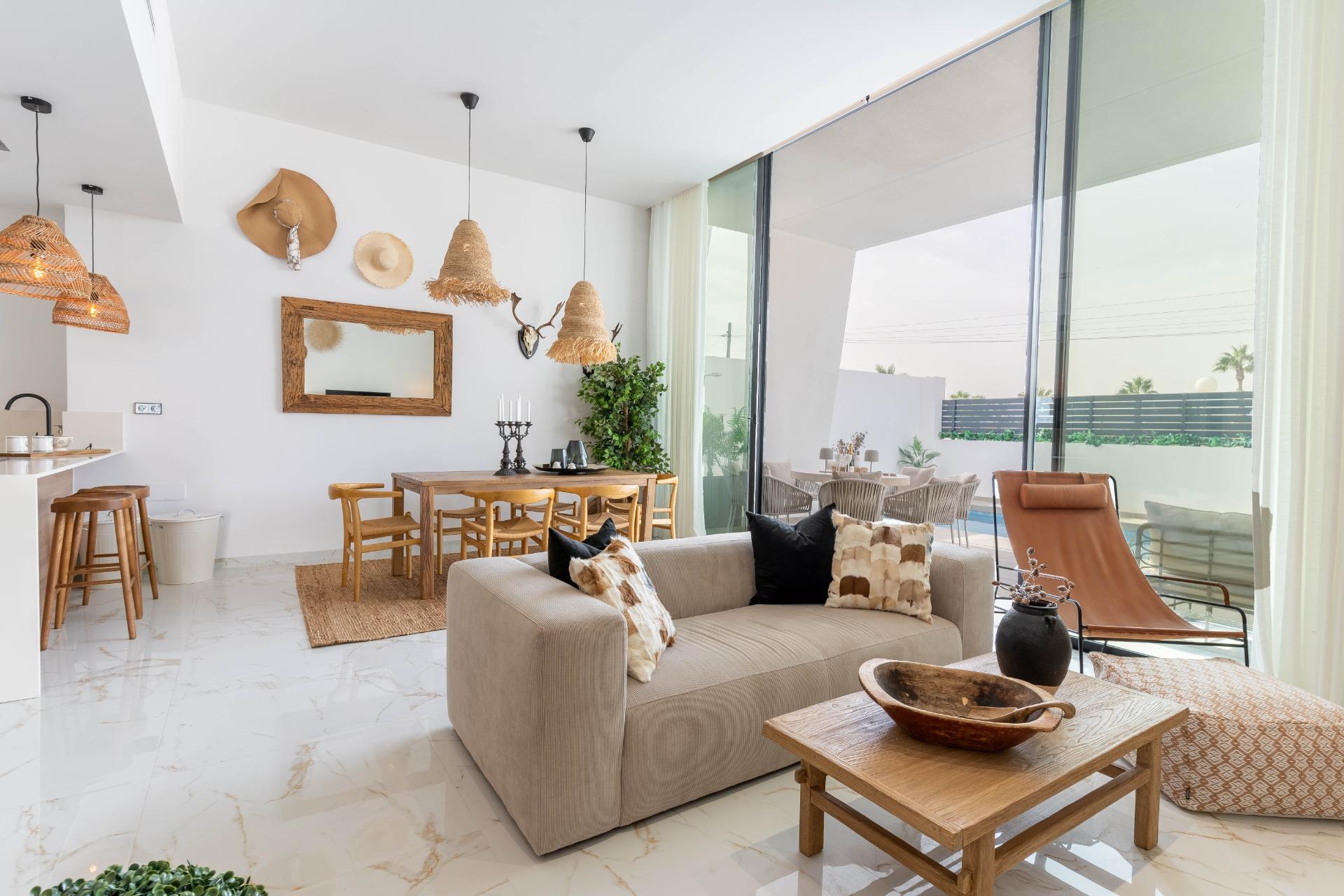 Villa Moderna con Estilo Escandinavo y Vistas a la Laguna Ro - foto 3