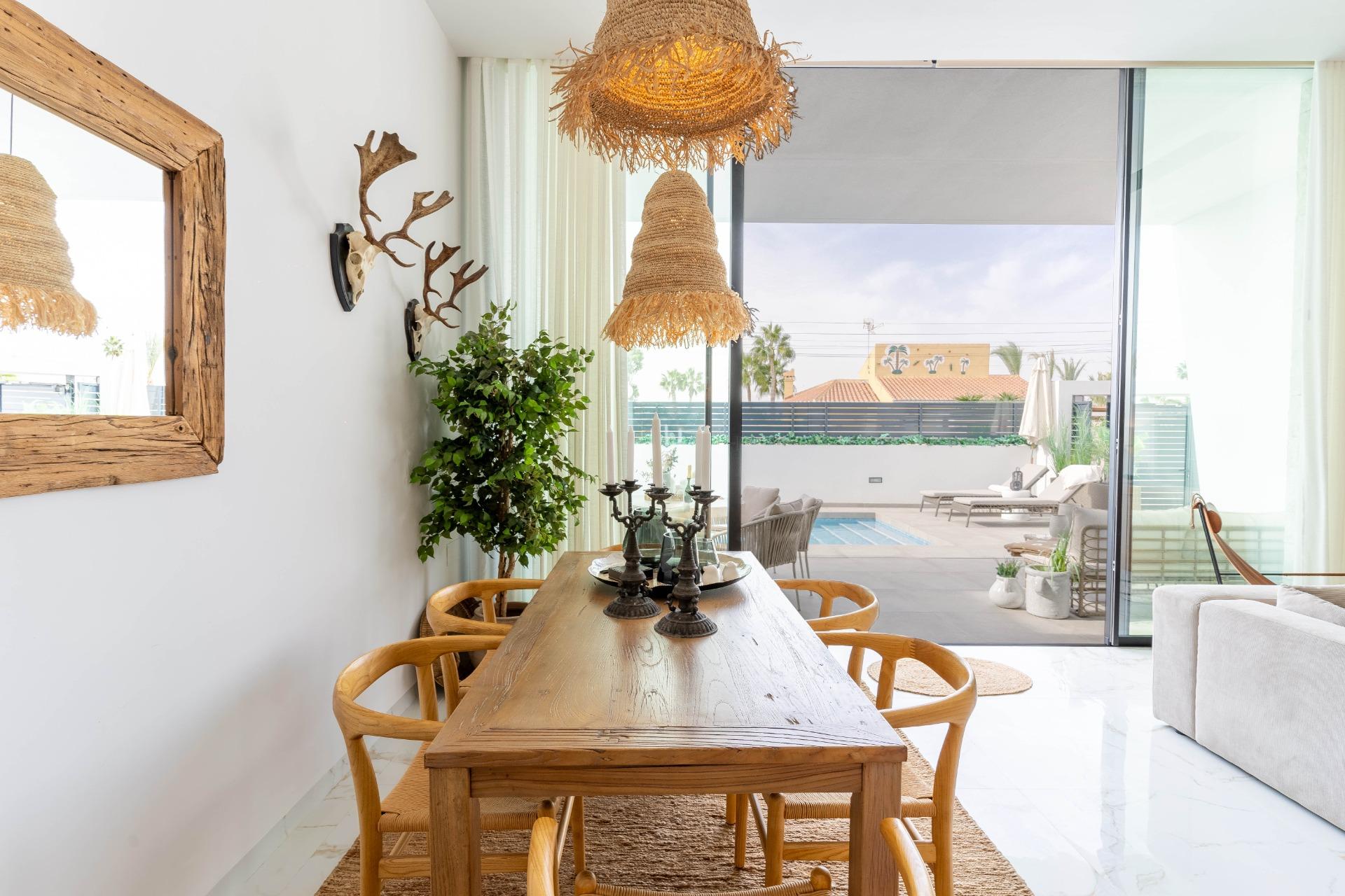 Villa Moderna con Estilo Escandinavo y Vistas a la Laguna Ro - foto 35