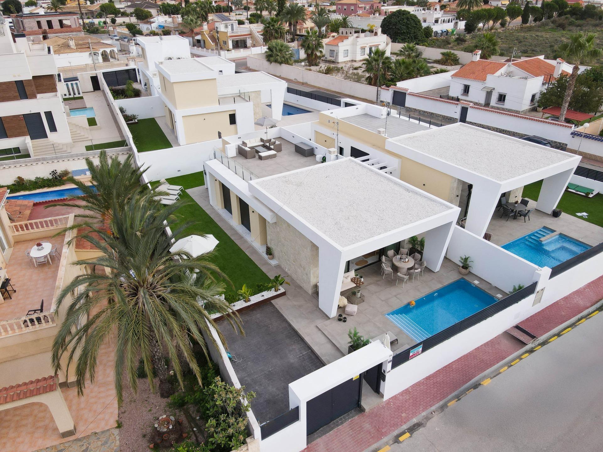 Villa Moderna con Estilo Escandinavo y Vistas a la Laguna Ro - foto 6
