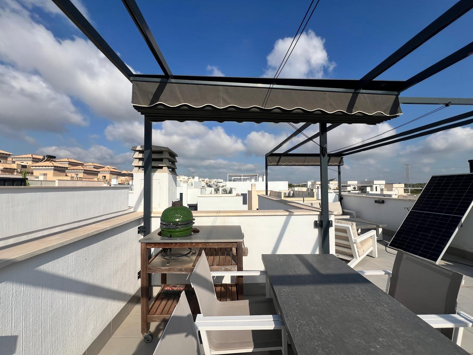 Moderna Villa de 3 Dormitorios con Piscina Privada y Soláriu - foto 15