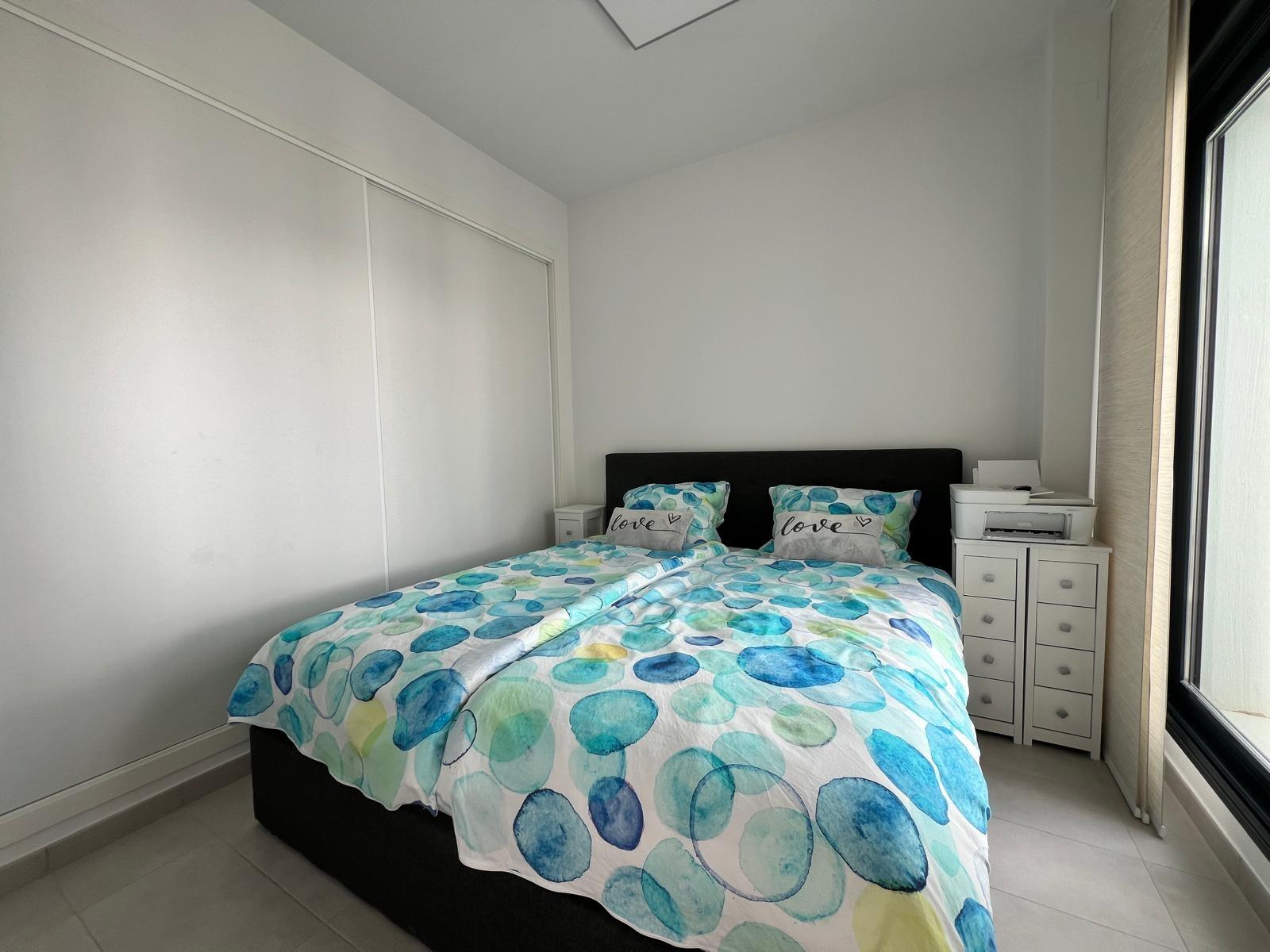Moderna Villa de 3 Dormitorios con Piscina Privada y Soláriu - foto 33