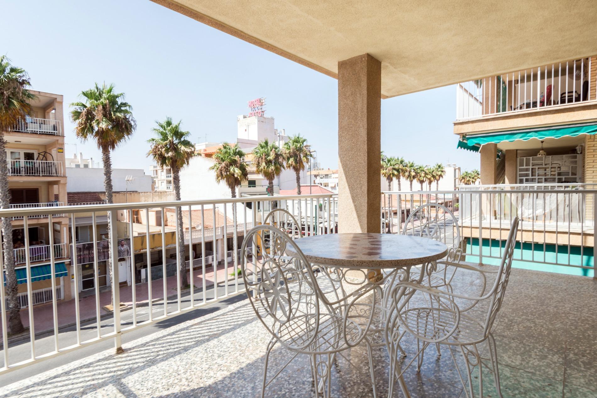 Apartamento en primera línea de la Playa de los Náufragos co - foto 11