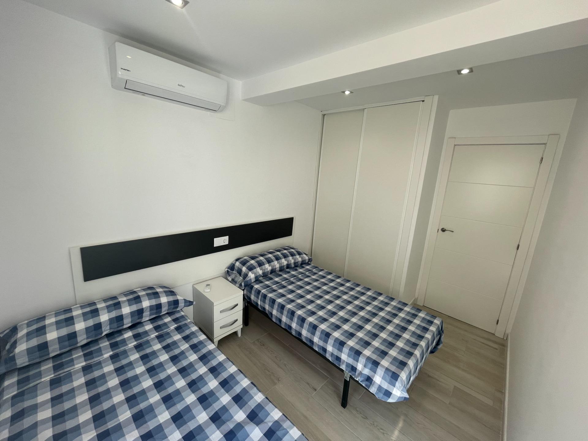 Estupendo Bungalow Planta Baja  con piscina Privada - foto 13