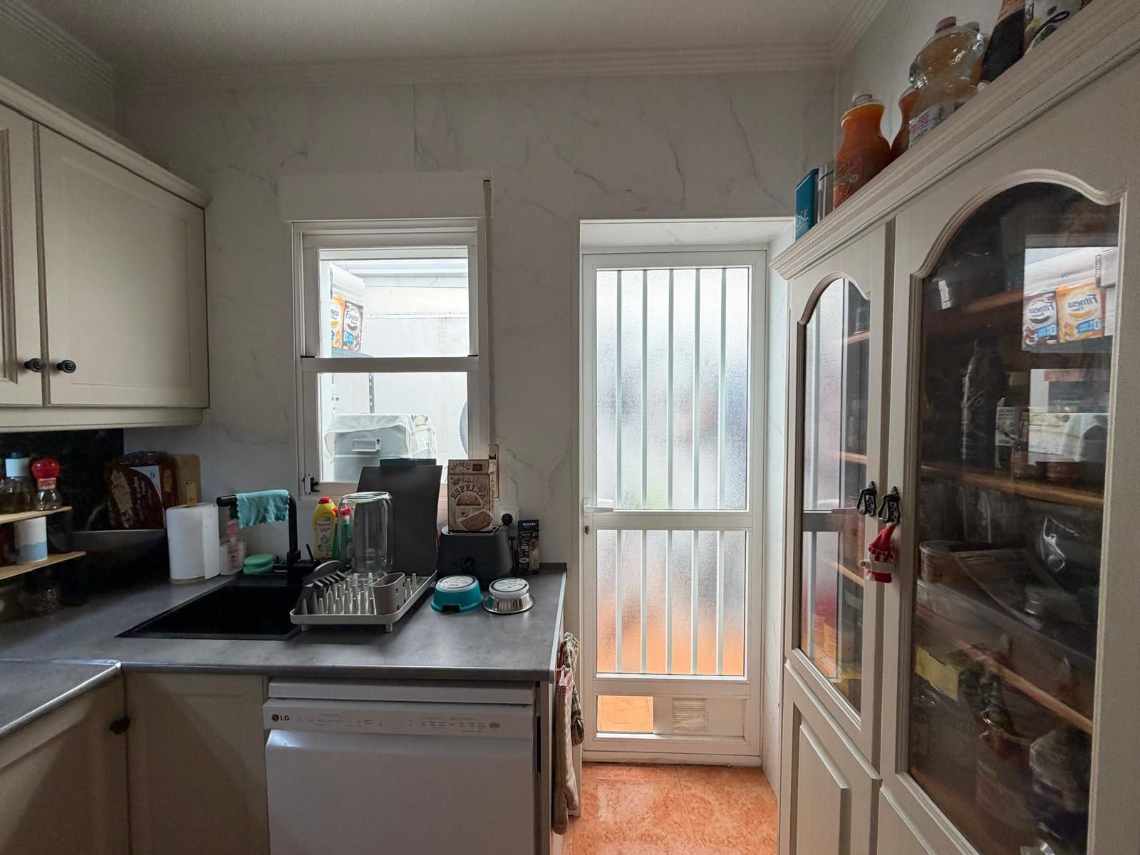 CASA ADOSADA JUNTO A LA LAGUNA ROSA DE 3 HAB CON 1 BAÑO 1 AS - foto 13