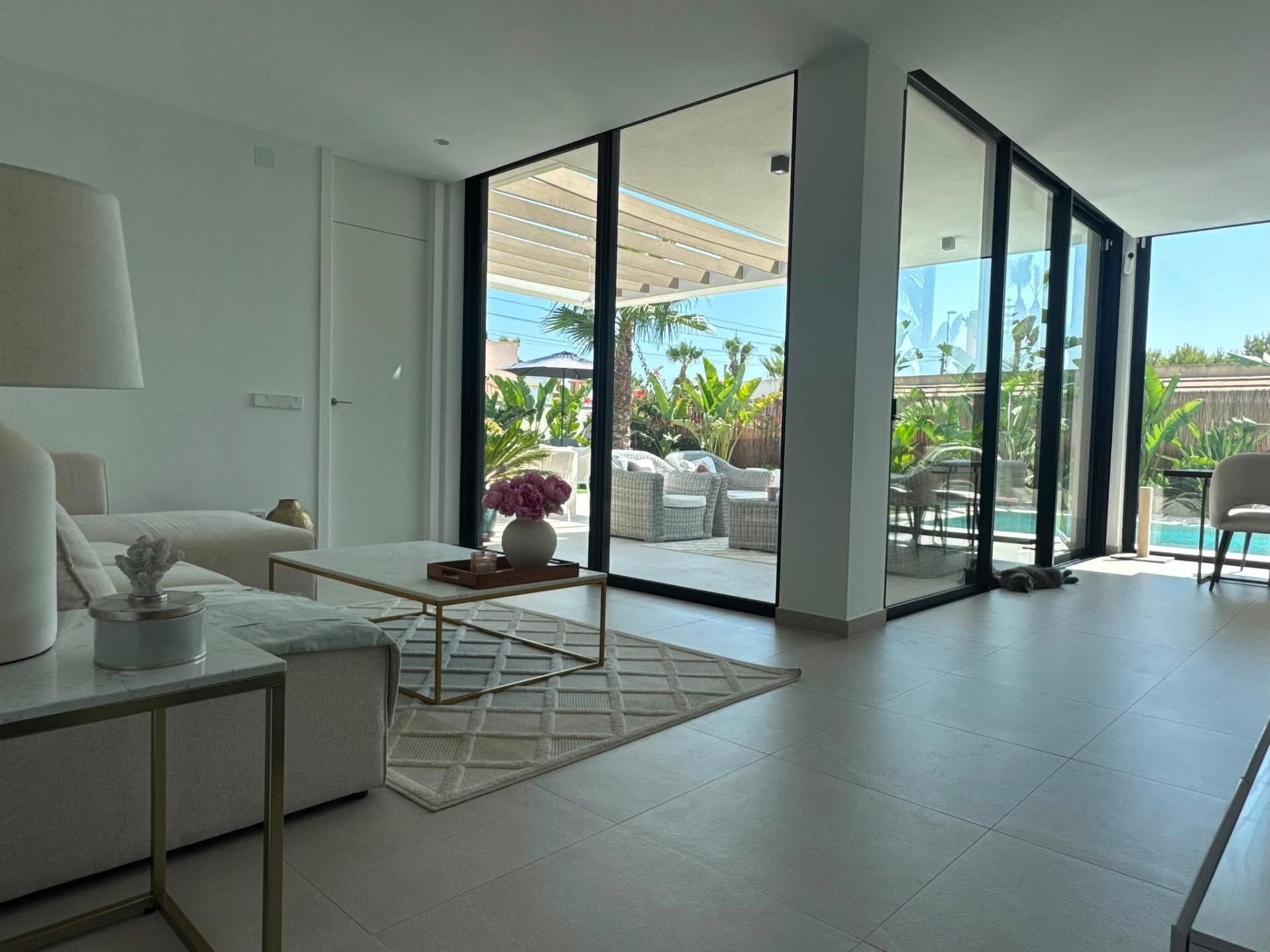 VILLA INDEPENDIENTE A ESTRENAR CON PISCINA PRIVADA | LOMAS D - foto 17