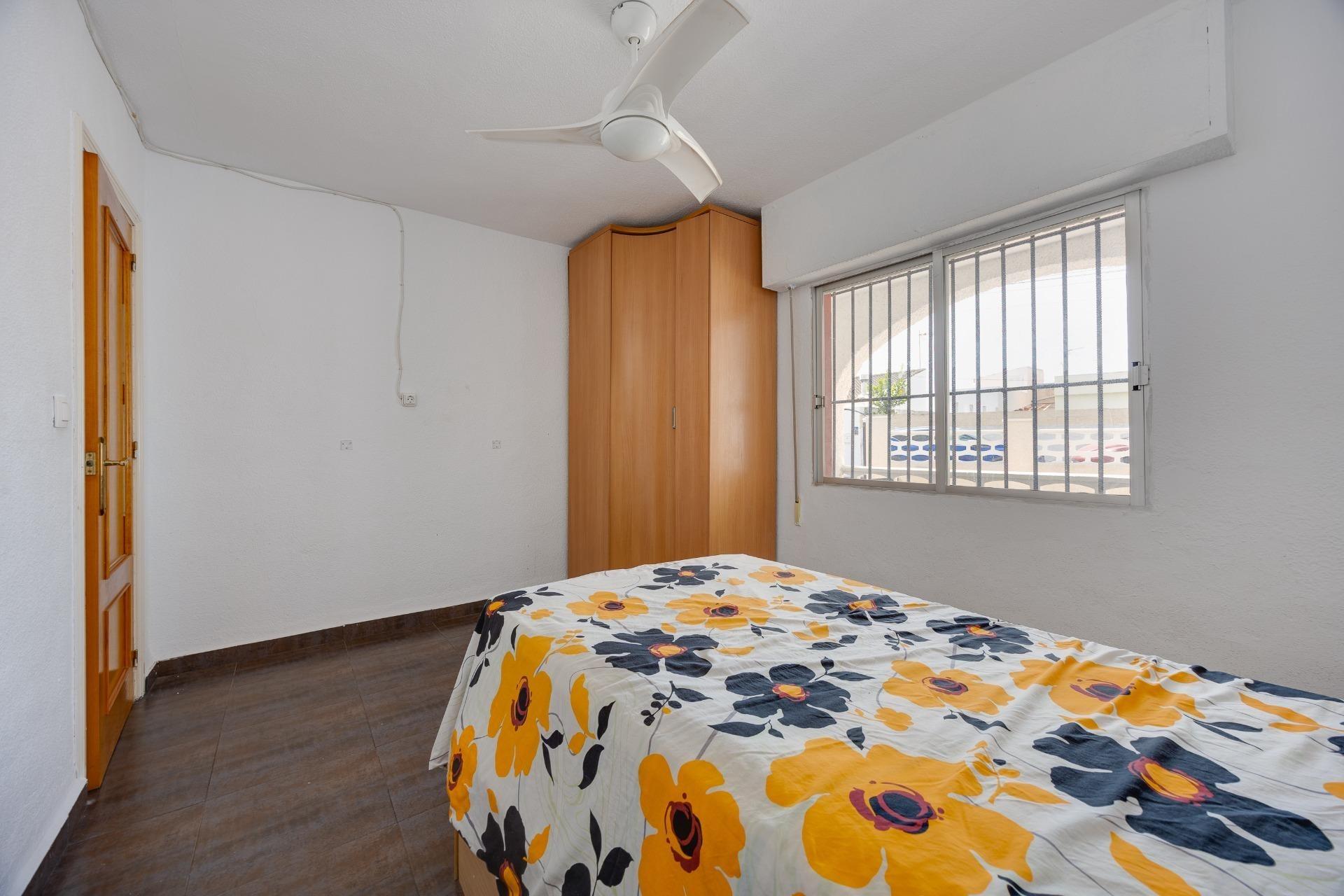 VILLA ADOSADA CON GRAN POTENCIAL | MONTEZENIA – ORIHUELA COS - foto 18