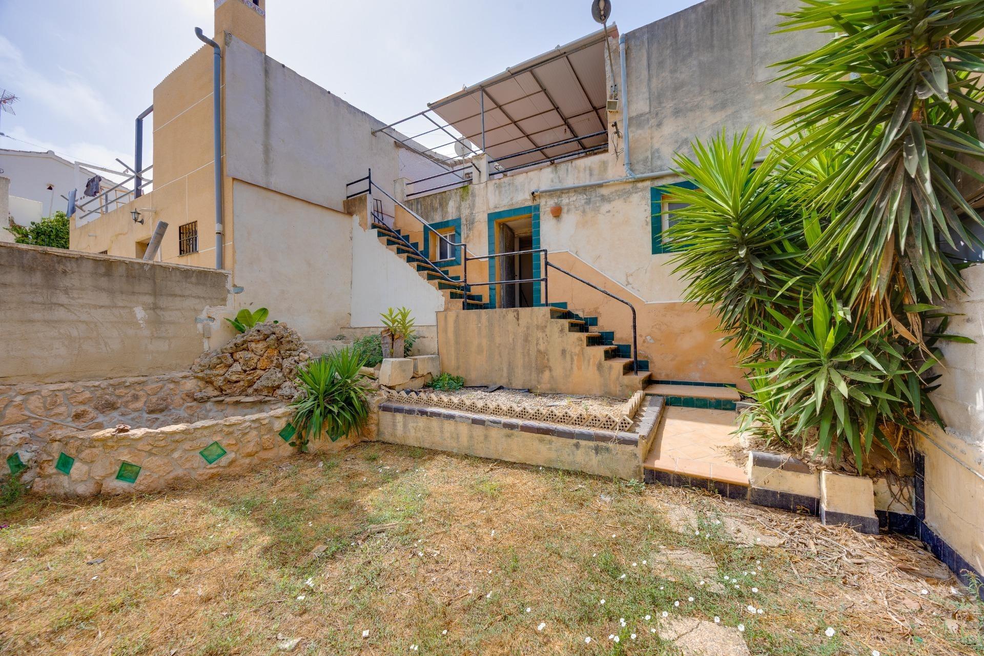 VILLA ADOSADA CON GRAN POTENCIAL | MONTEZENIA – ORIHUELA COS - foto 34