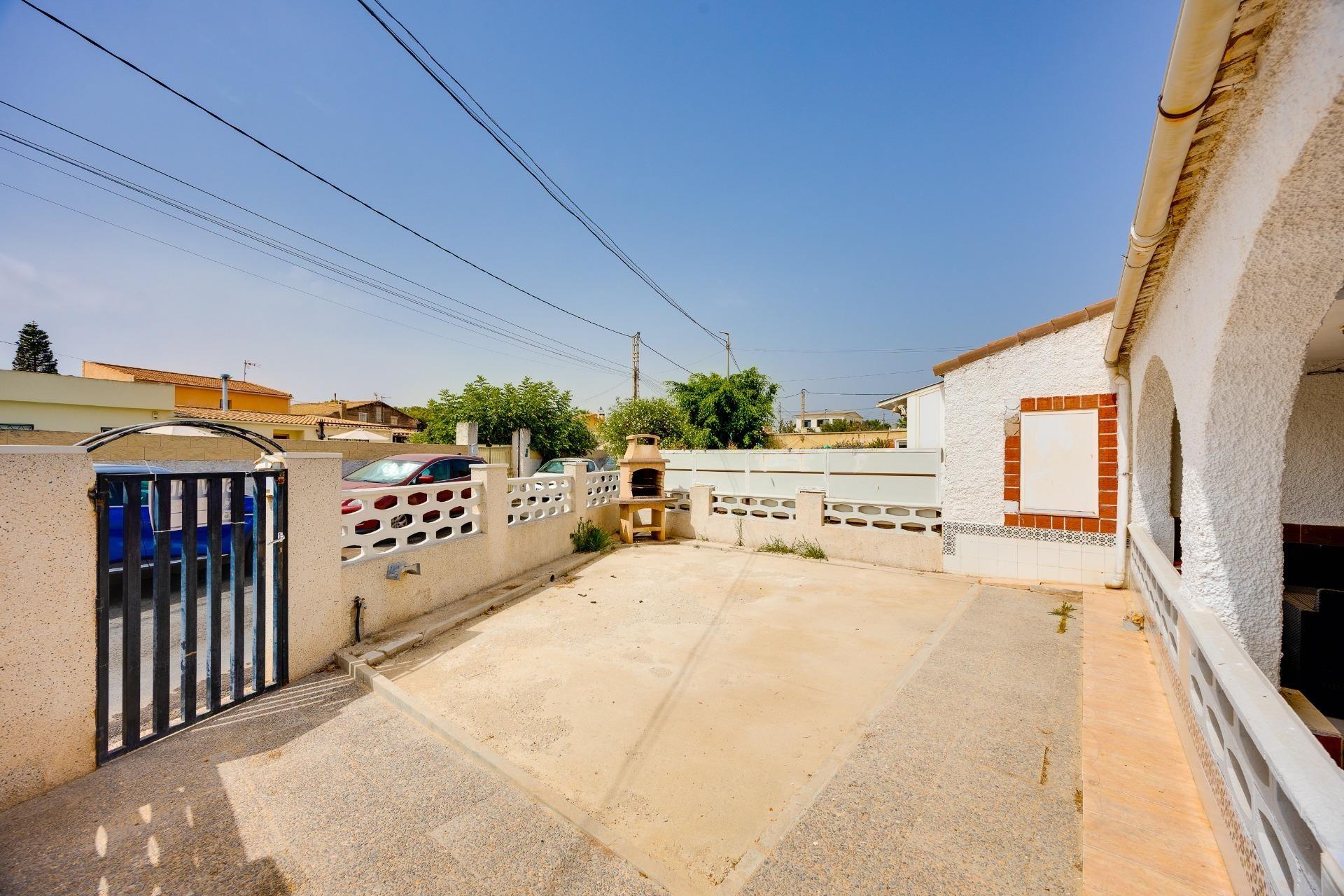 VILLA ADOSADA CON GRAN POTENCIAL | MONTEZENIA – ORIHUELA COS - foto 6