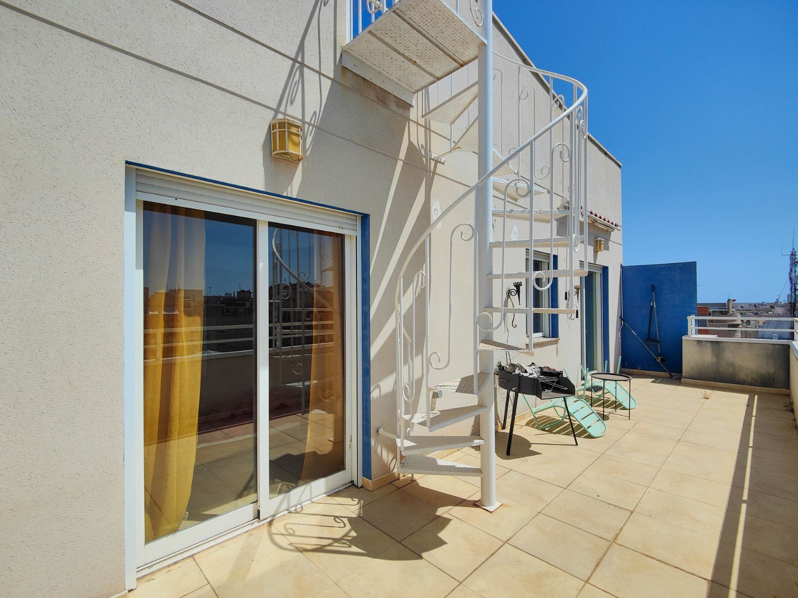 Ático 3 habitaciones 120m² en alquiler - Playa de los locos