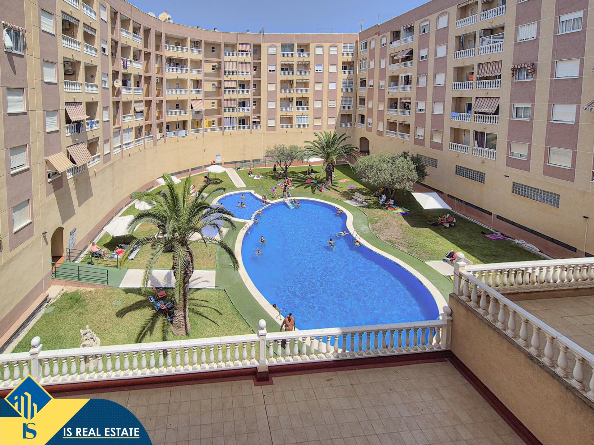 Estupendo apartamento con increíbles vistas despejadas y a l