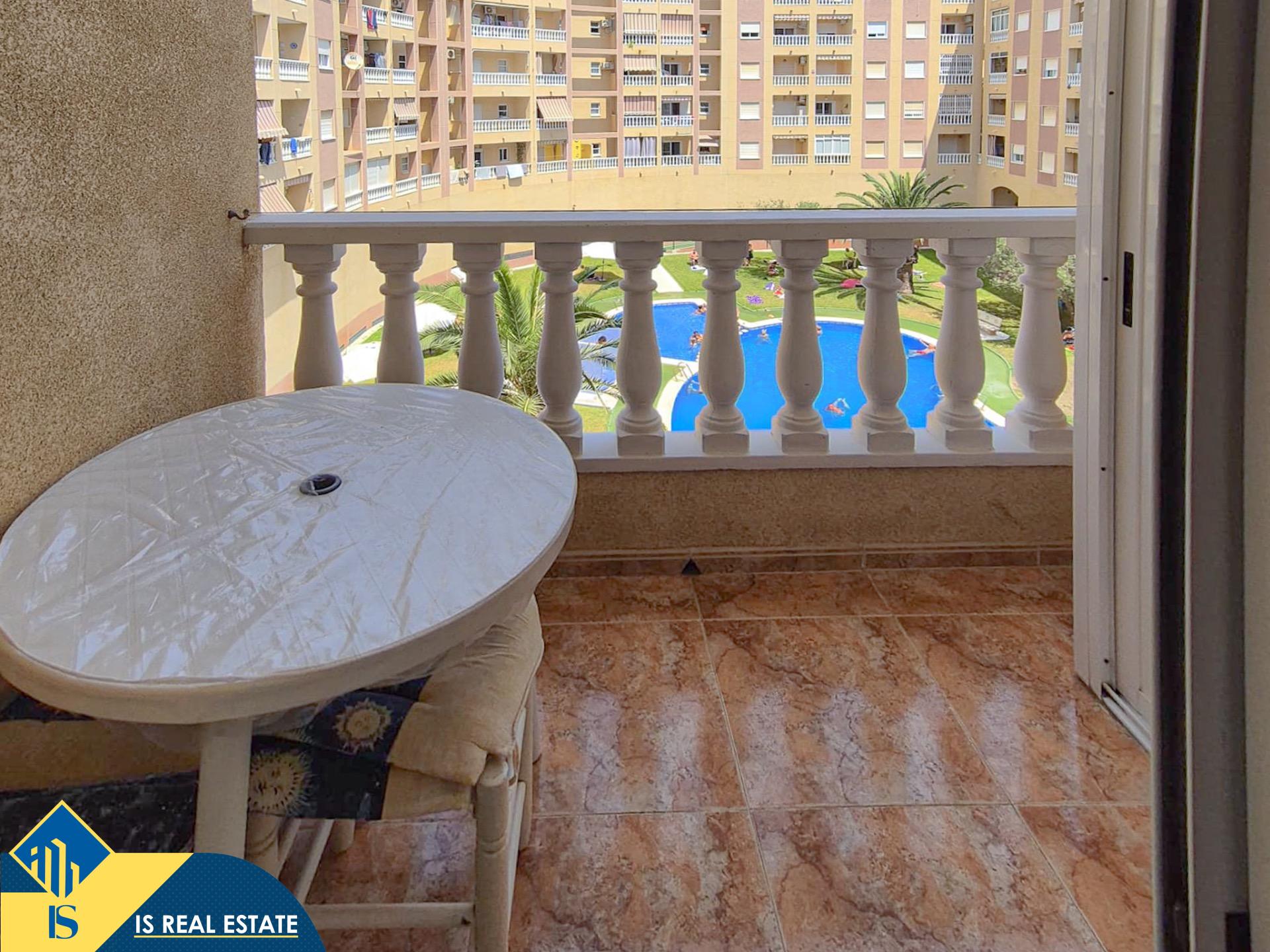 Estupendo apartamento con increíbles vistas despejadas y a l - foto 2