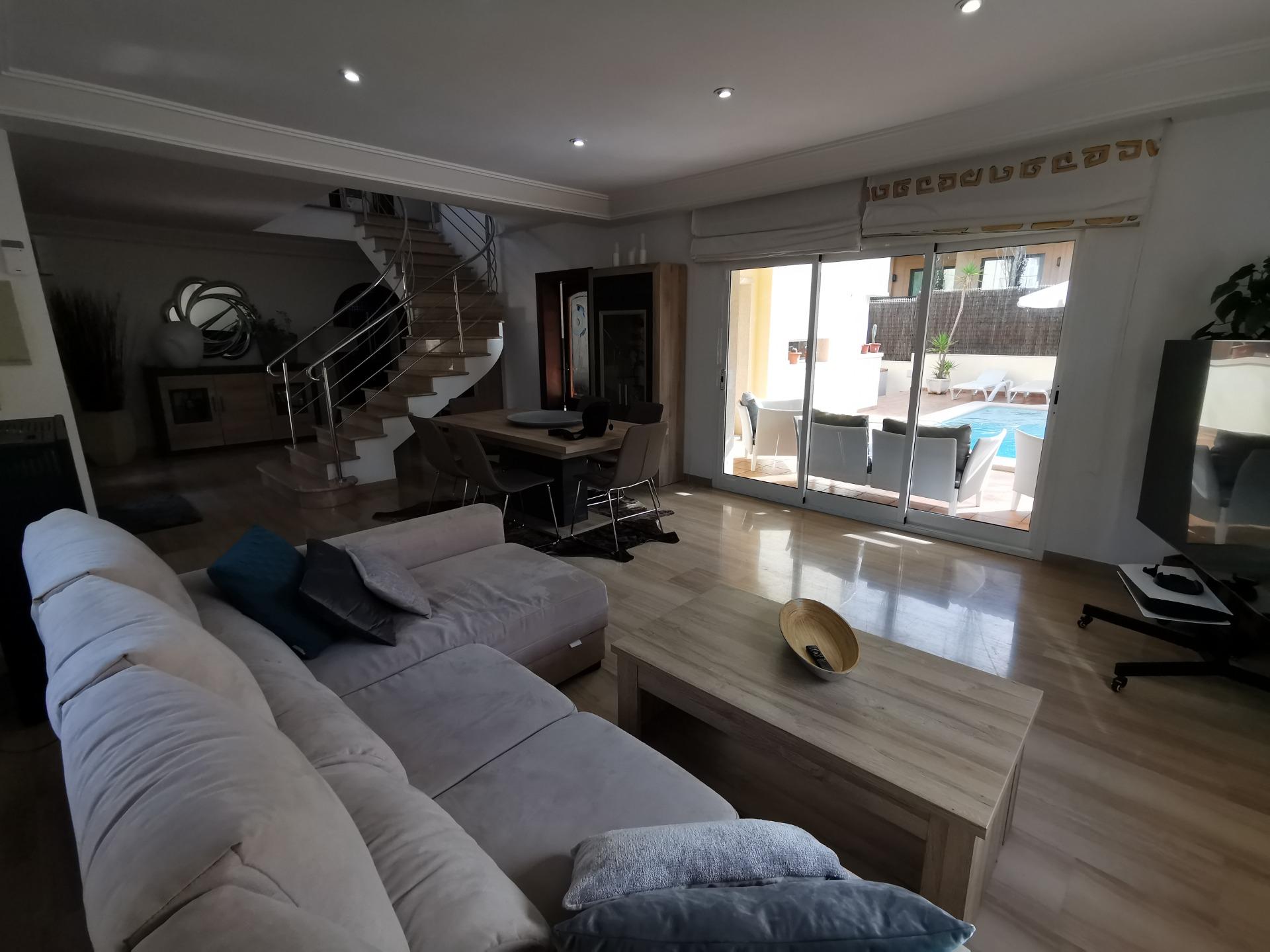 Villa Exclusiva con Licencia Turística para 8 Personas, Pisc - foto 6