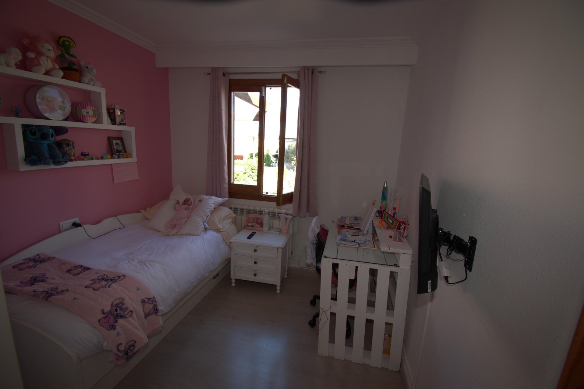 Amplia Villa Mediterránea de 6 Dormitorios en Son Bauló | Es - foto 15