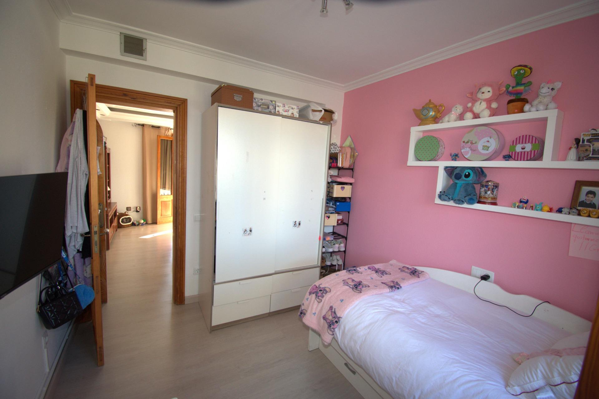 Amplia Villa Mediterránea de 6 Dormitorios en Son Bauló | Es - foto 16