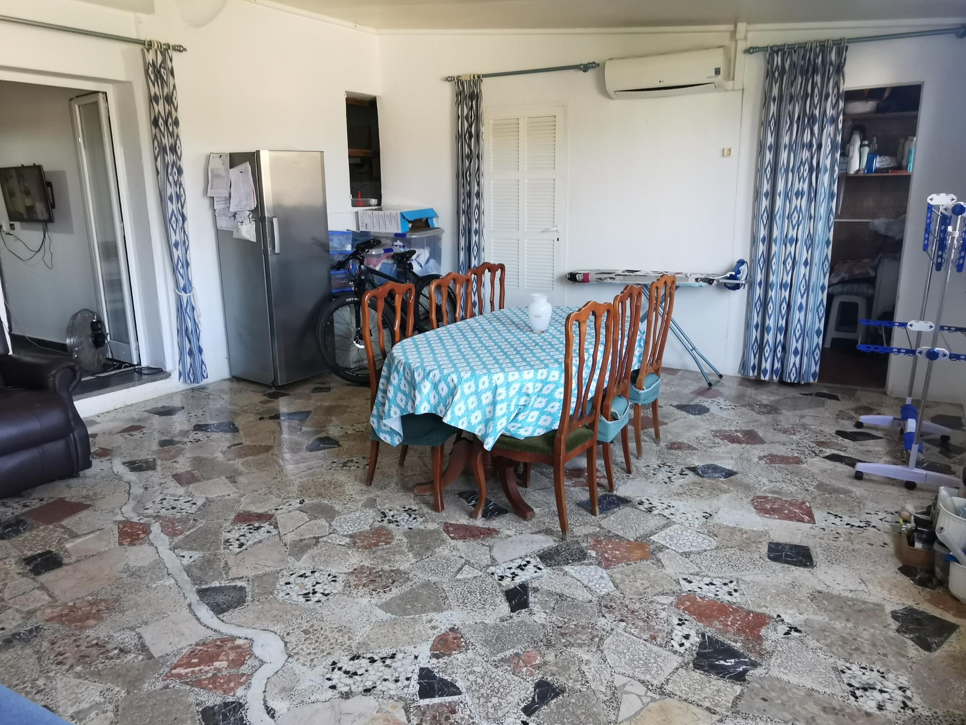 Auténtica casa mallorquina con jardín, amplios garajes y gra - foto 23
