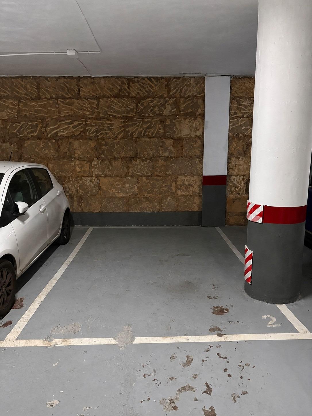 Plaza de garaje en Carrer Andreu Feliu | Junto a Blanquerna 