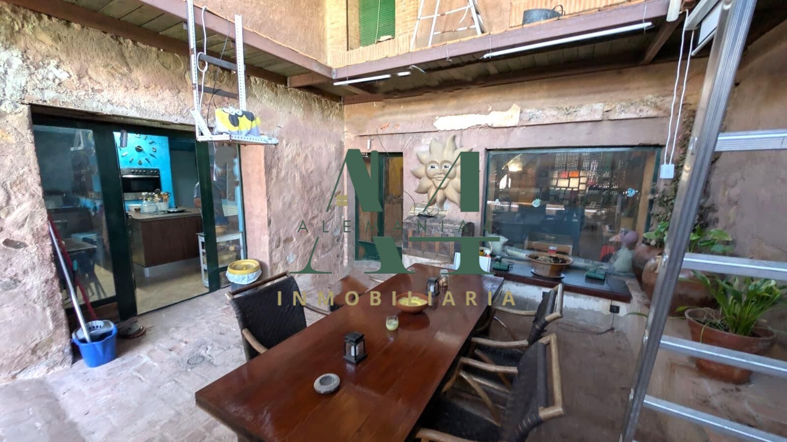 Impresionante Chalet Semireformado en el Corazón de Cáceres  - foto 19