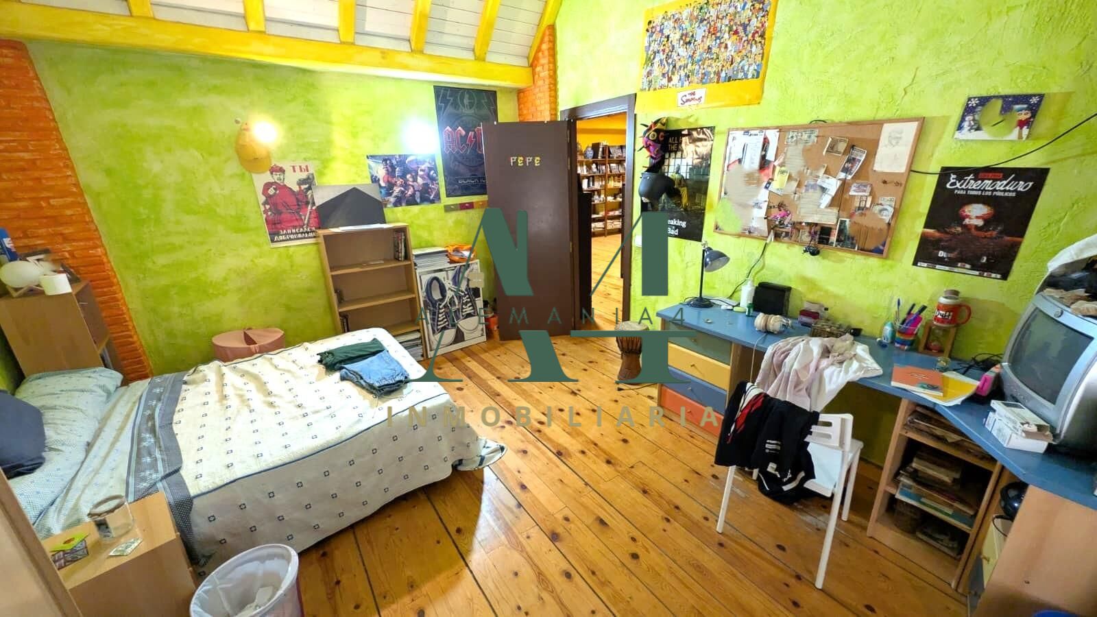 Impresionante Chalet Semireformado en el Corazón de Cáceres  - foto 50