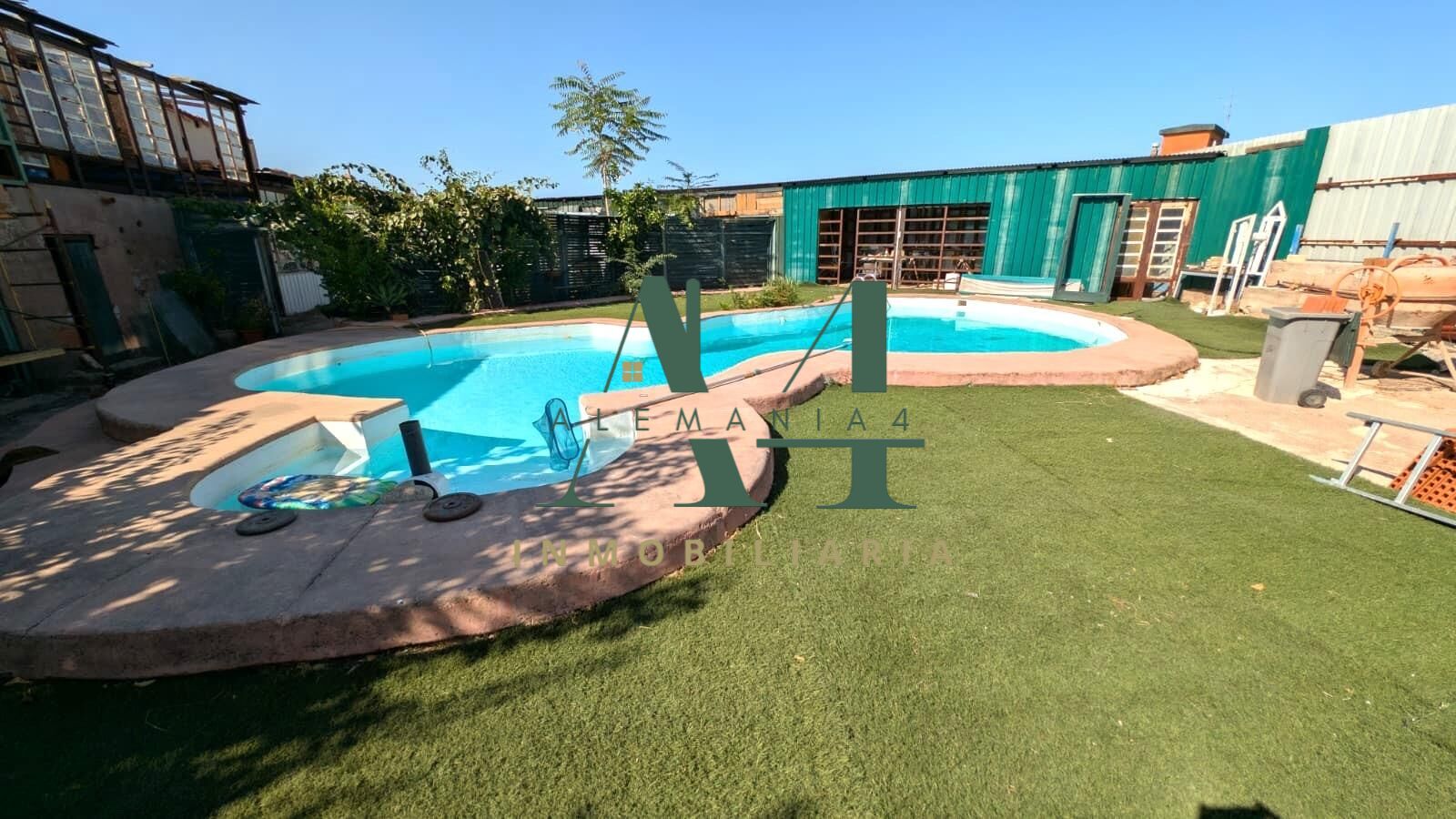 Impresionante Chalet Semireformado en el Corazón de Cáceres  - foto 6
