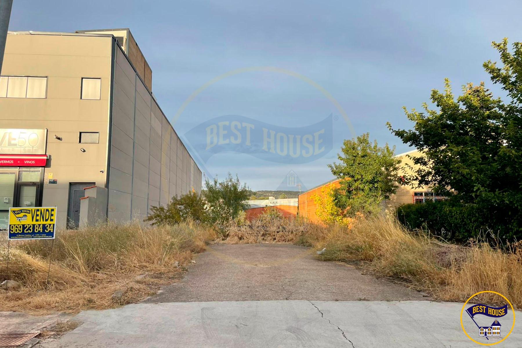 ¡Oportunidad Única! Parcela de 950m2