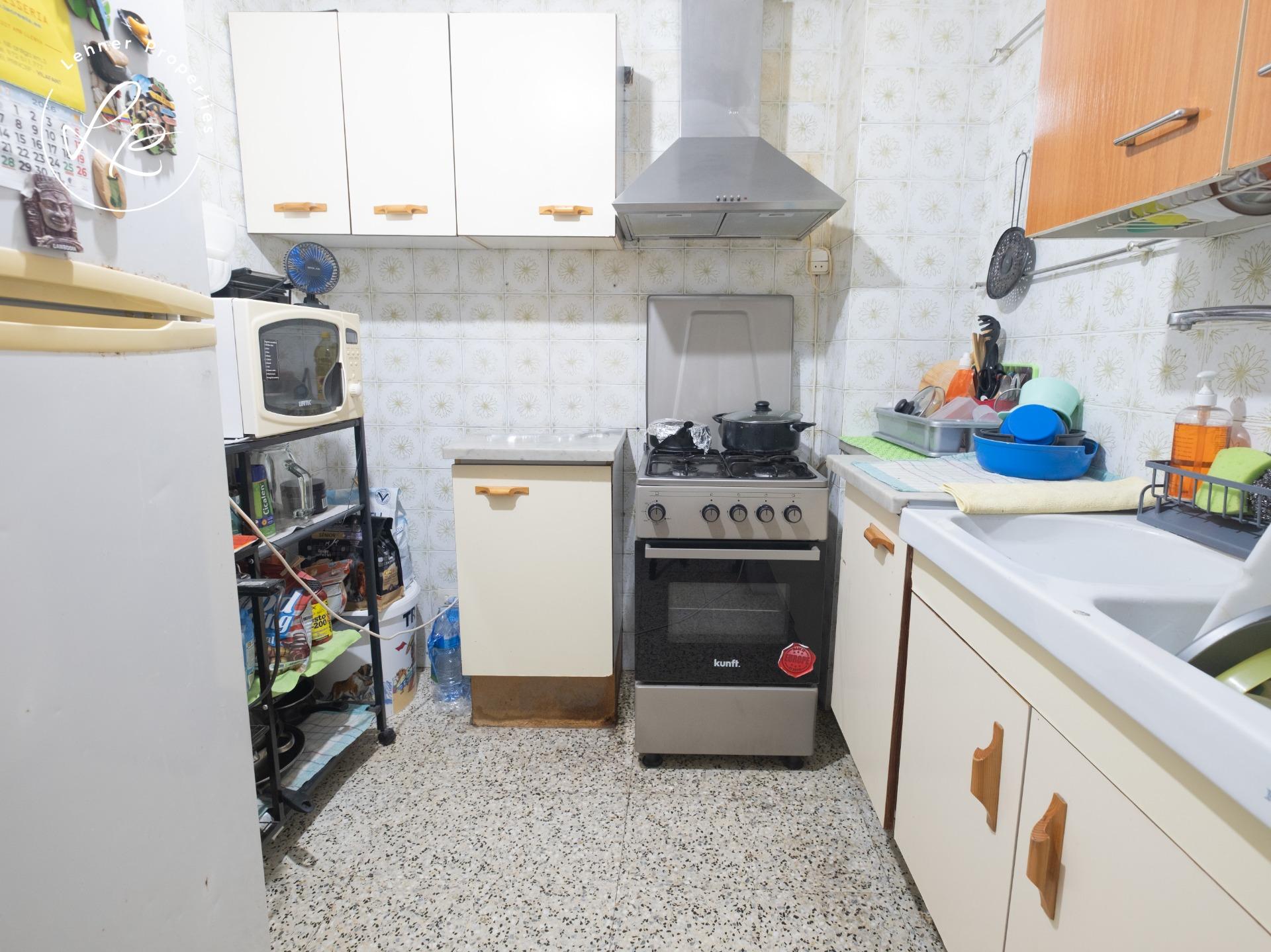 SE VENDE PISO PARA INVERSORES, CON INQUILINOS. - foto 5