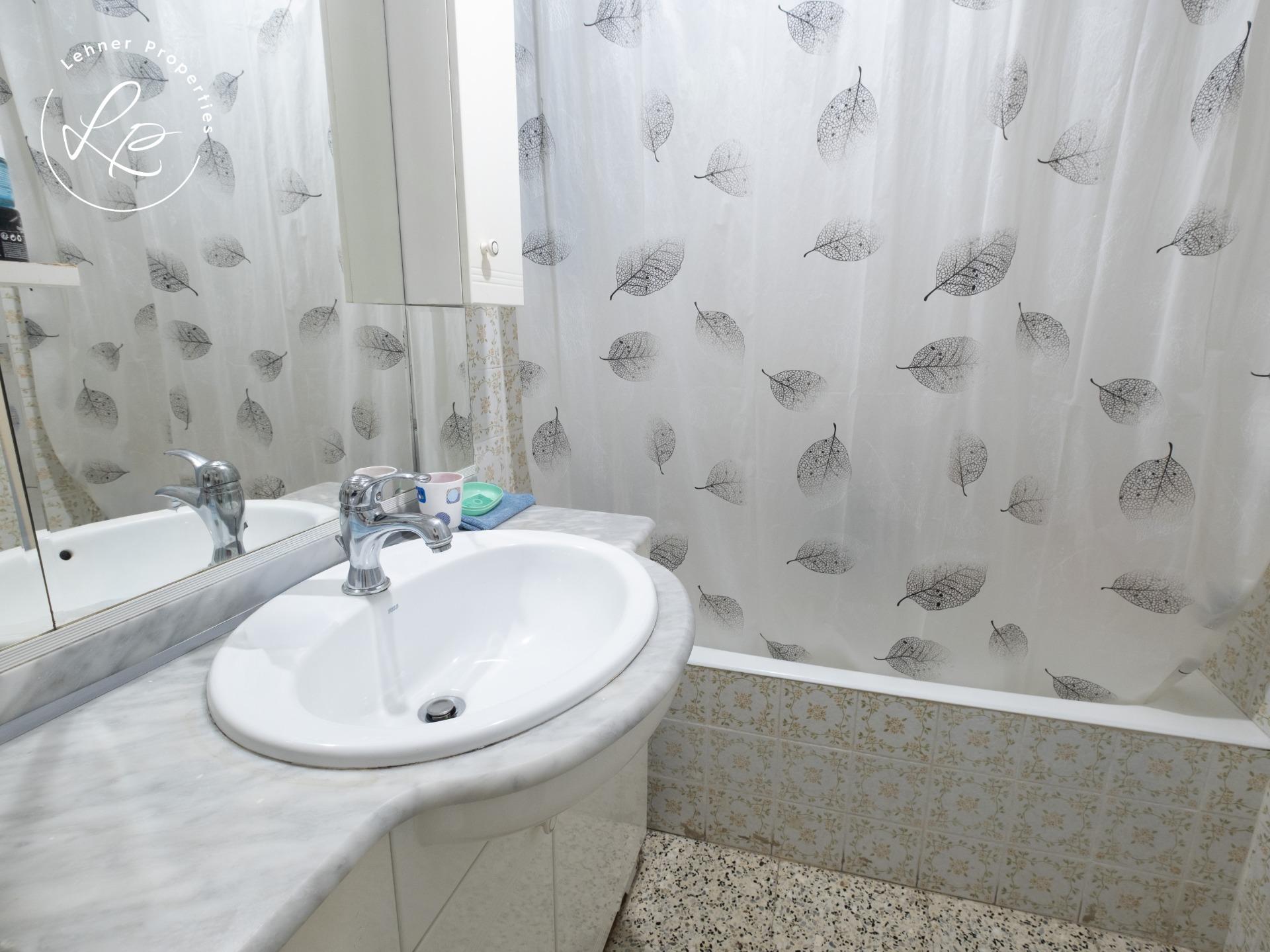SE VENDE PISO PARA INVERSORES, CON INQUILINOS. - foto 9