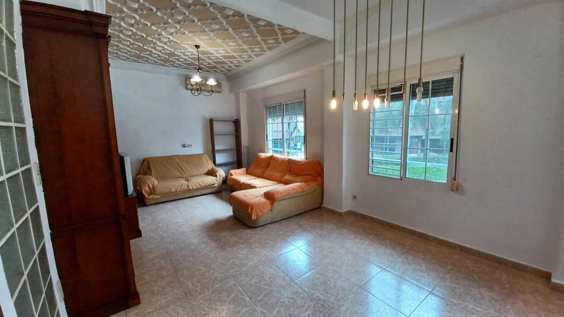 PISAZO EN REINO DE VALENCIA CON TERRAZA