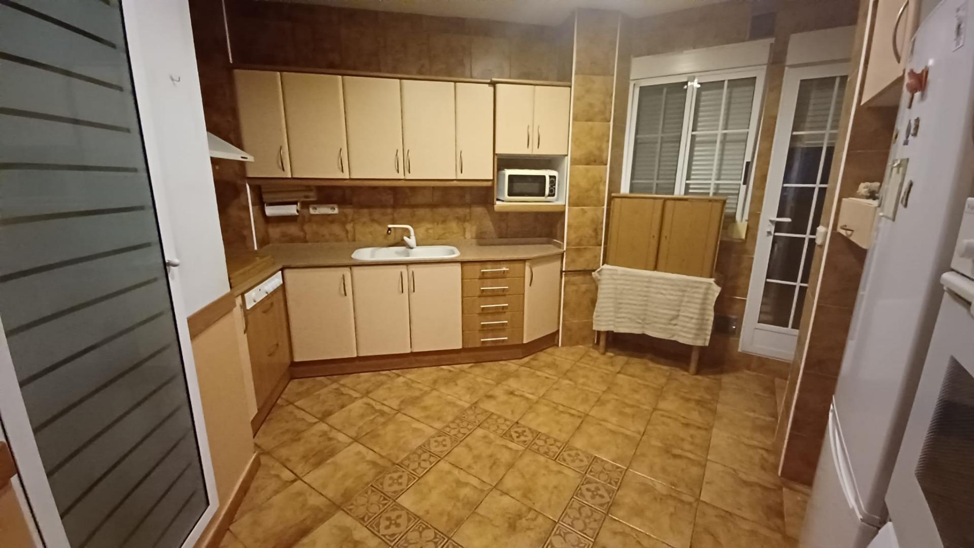 PISAZO EN REINO DE VALENCIA CON TERRAZA - foto 2