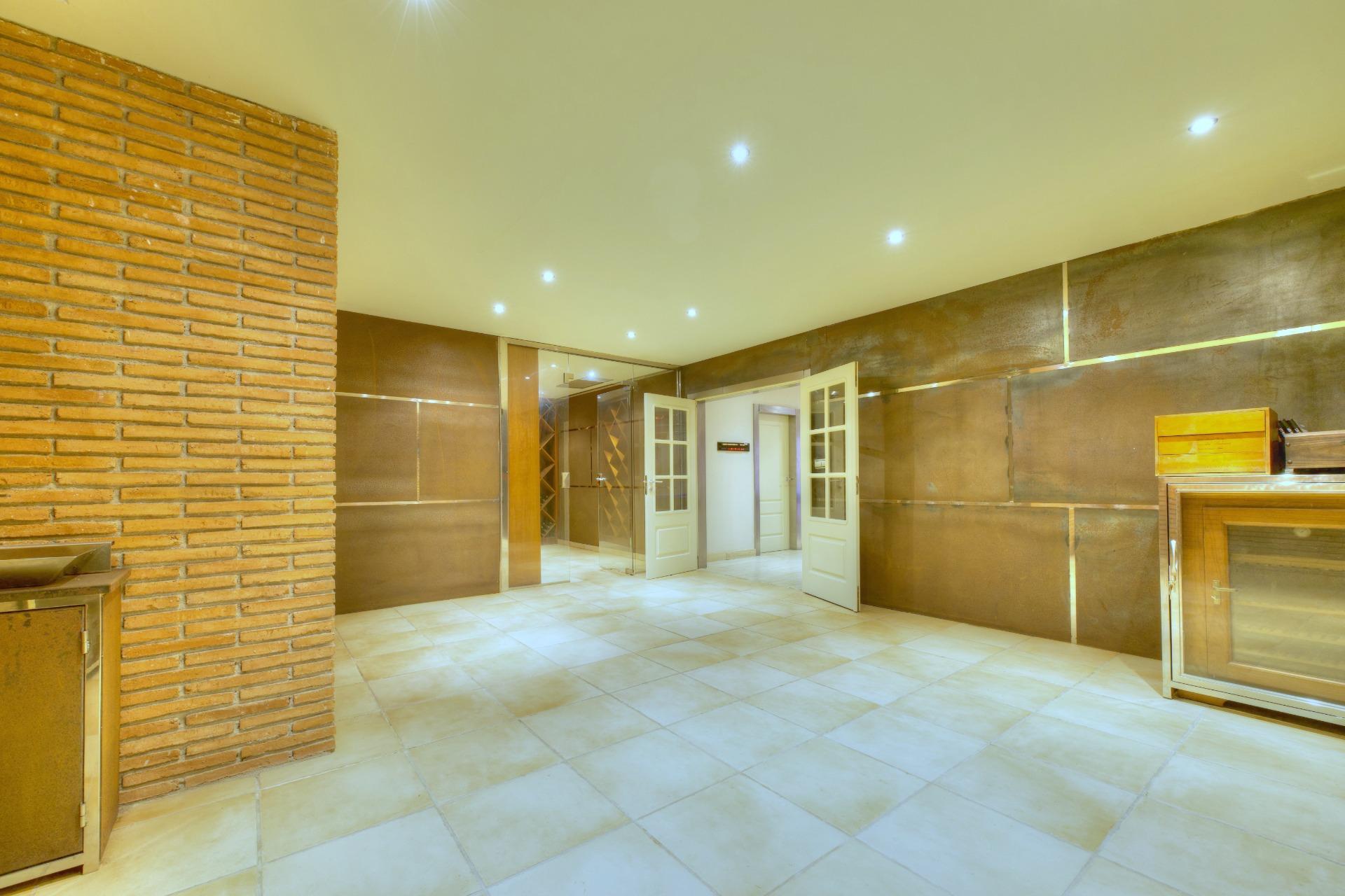 Exclusiva Villa de Autor en Vilafortuny: Arquitectura Patrim - foto 23