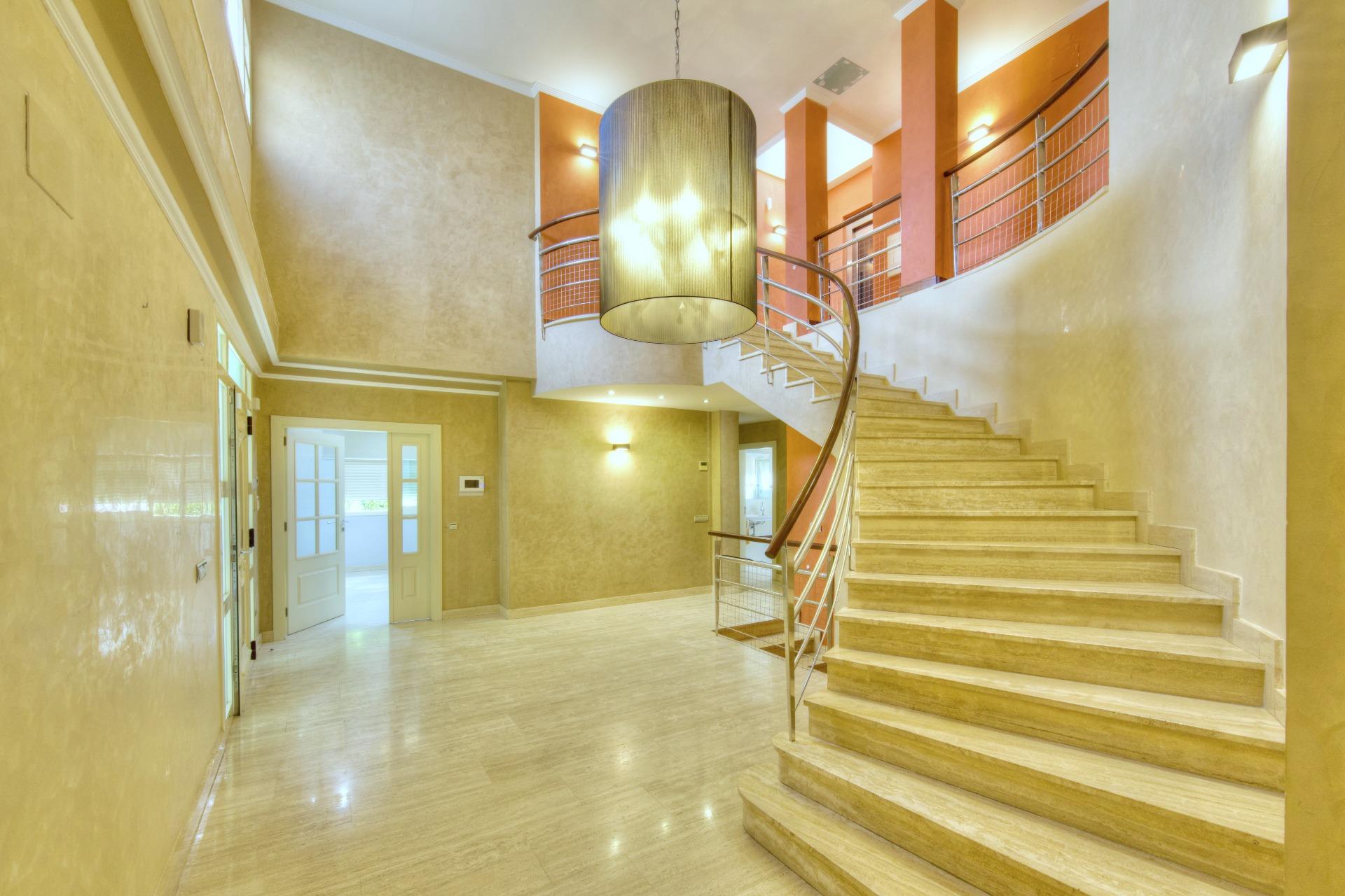 Exclusiva Villa de Autor en Vilafortuny: Arquitectura Patrim - foto 10