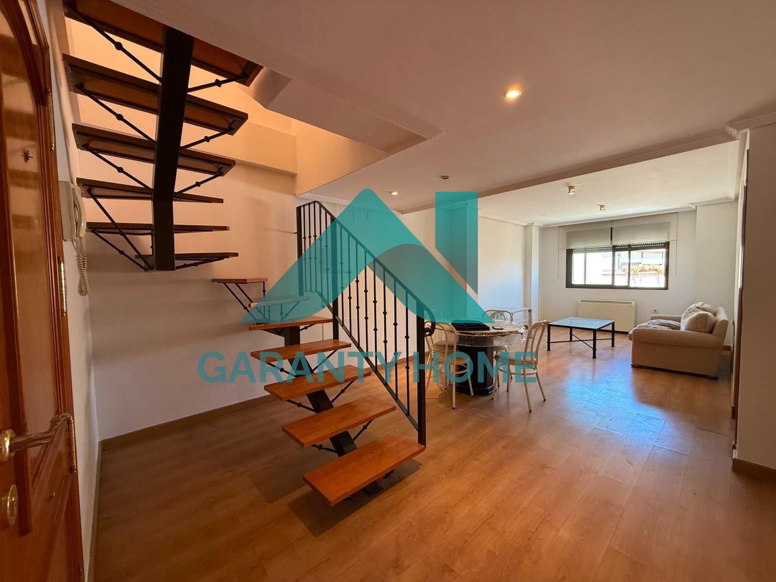 ¡ESPECTACULAR ÁTICO DÚPLEX EN VENTA, ZONA COLÓN/SAN FRANCISC - foto 2