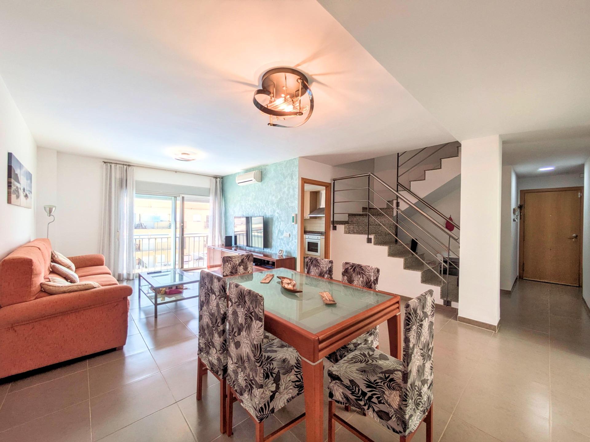 ATICO-DUPLEX EN SANT JAUME D'ENVEJA