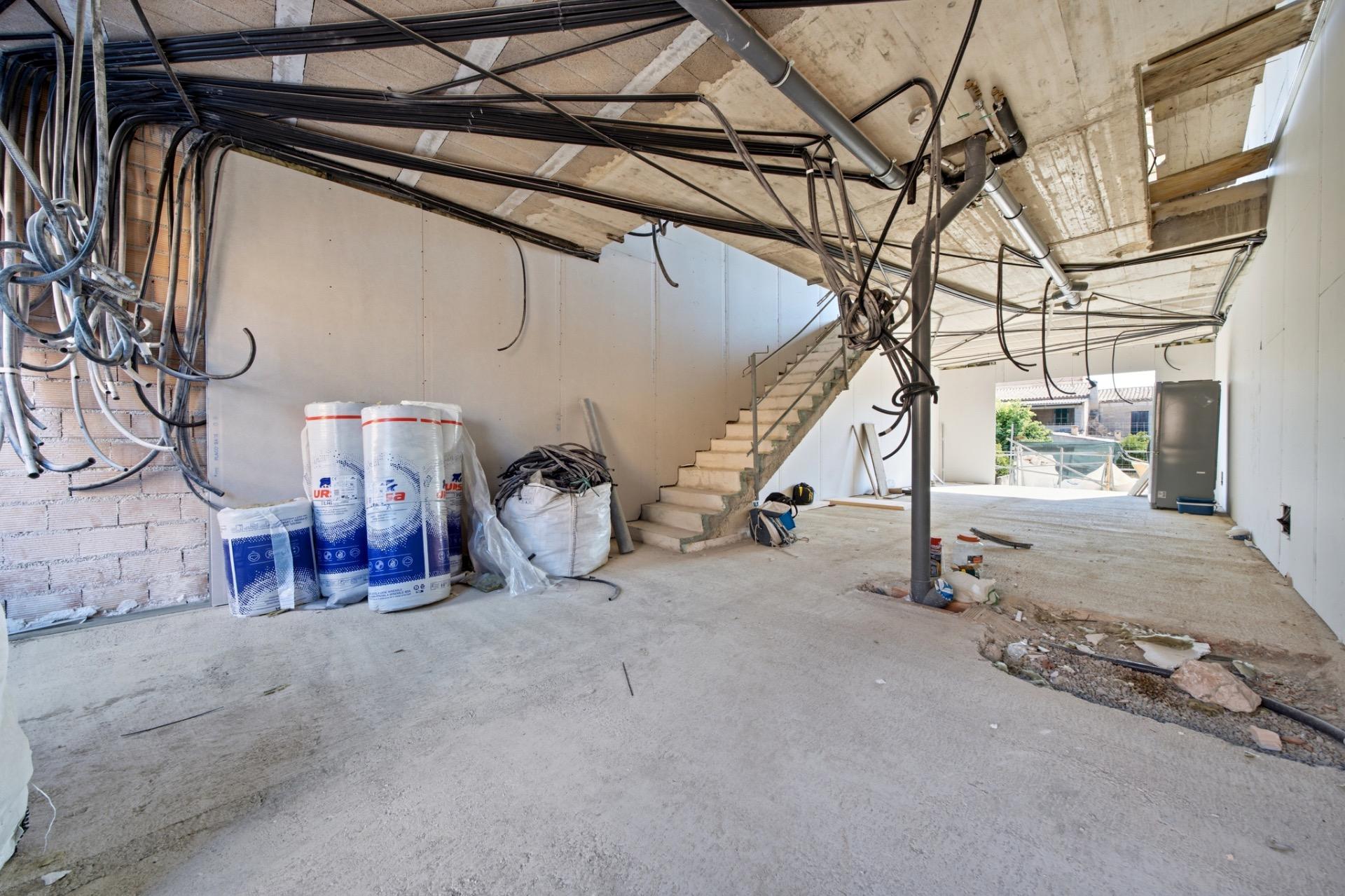 ADOSADO DE OBRA NUEVA CON PISCINA EN VILAFRANCA - foto 13