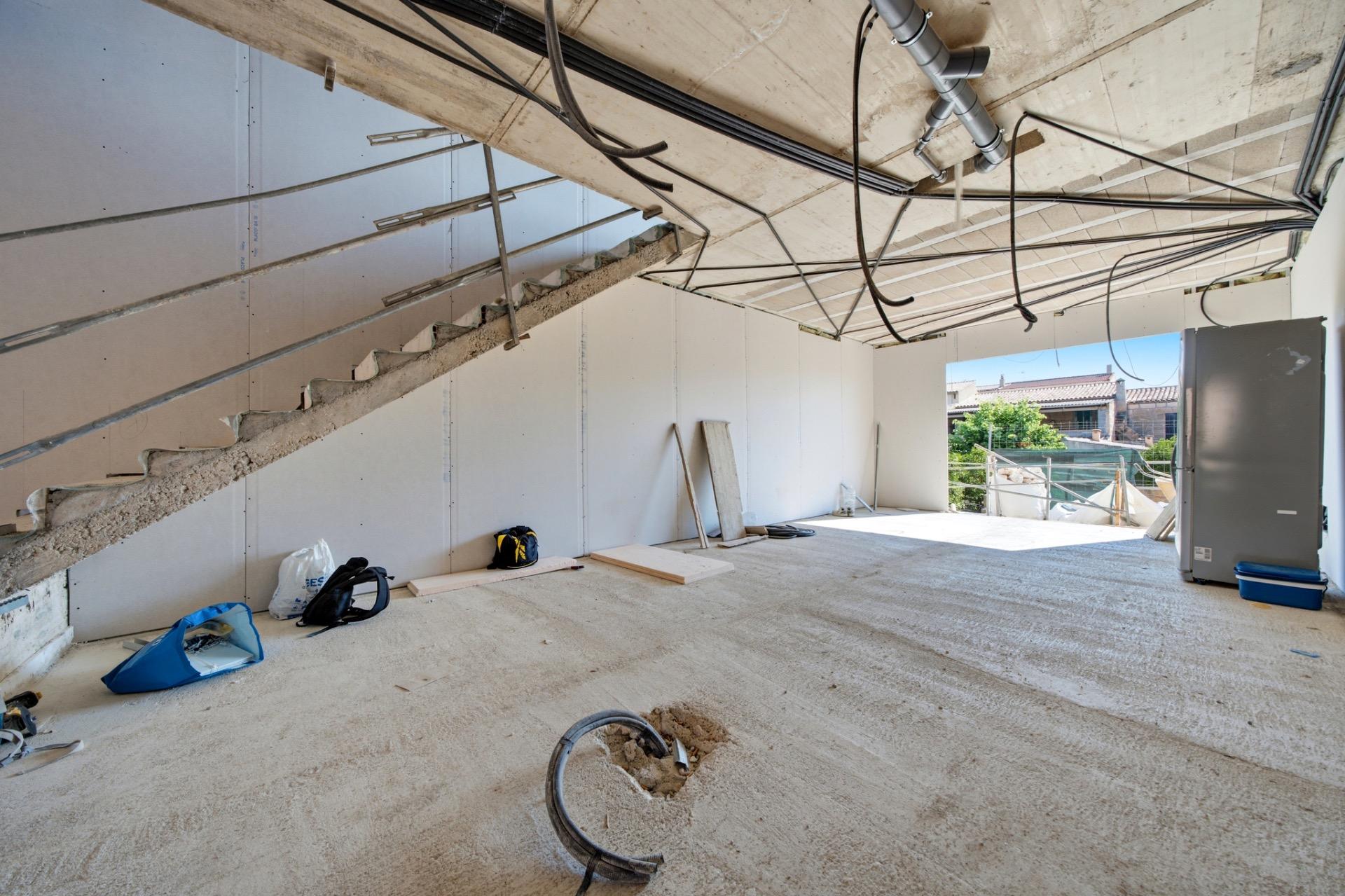 ADOSADO DE OBRA NUEVA CON PISCINA EN VILAFRANCA - foto 16
