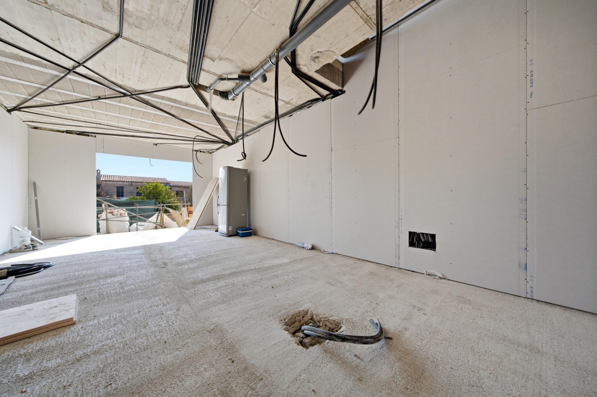 ADOSADO DE OBRA NUEVA CON PISCINA EN VILAFRANCA - foto 19