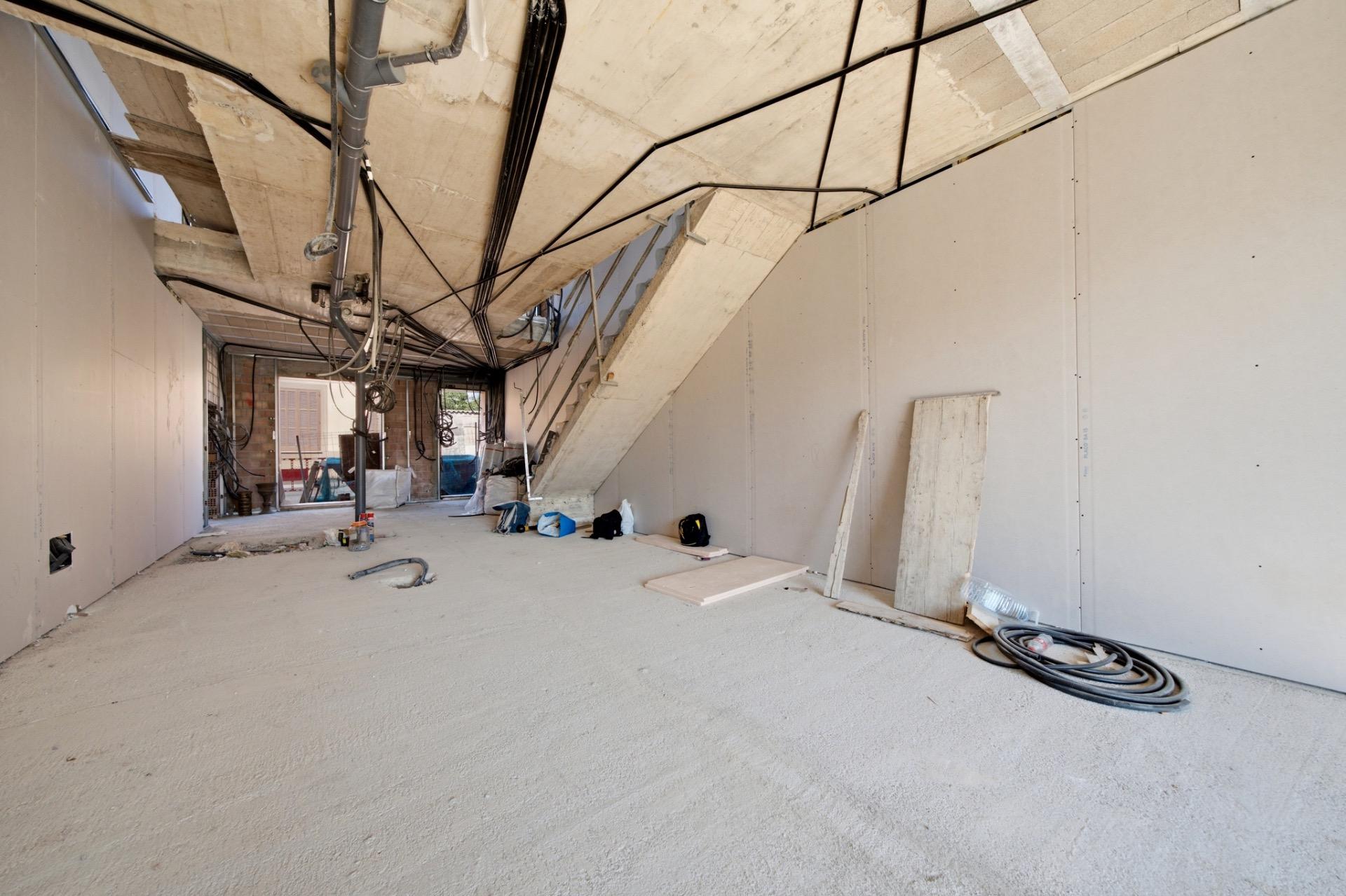 ADOSADO DE OBRA NUEVA CON PISCINA EN VILAFRANCA - foto 21