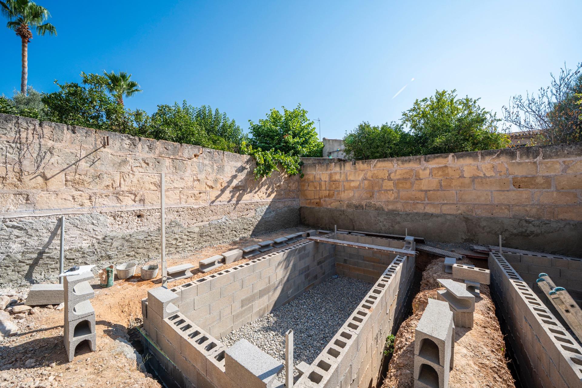 ADOSADO DE OBRA NUEVA CON PISCINA EN VILAFRANCA - foto 8
