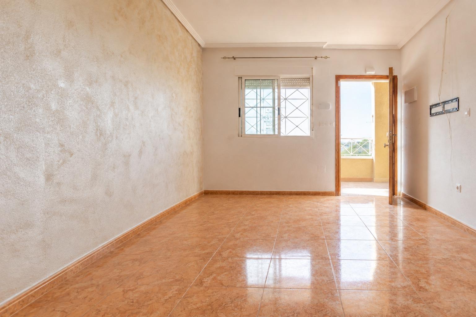 Bungalow planta alta de 2 hab con solárium privado y vistas  - foto 6