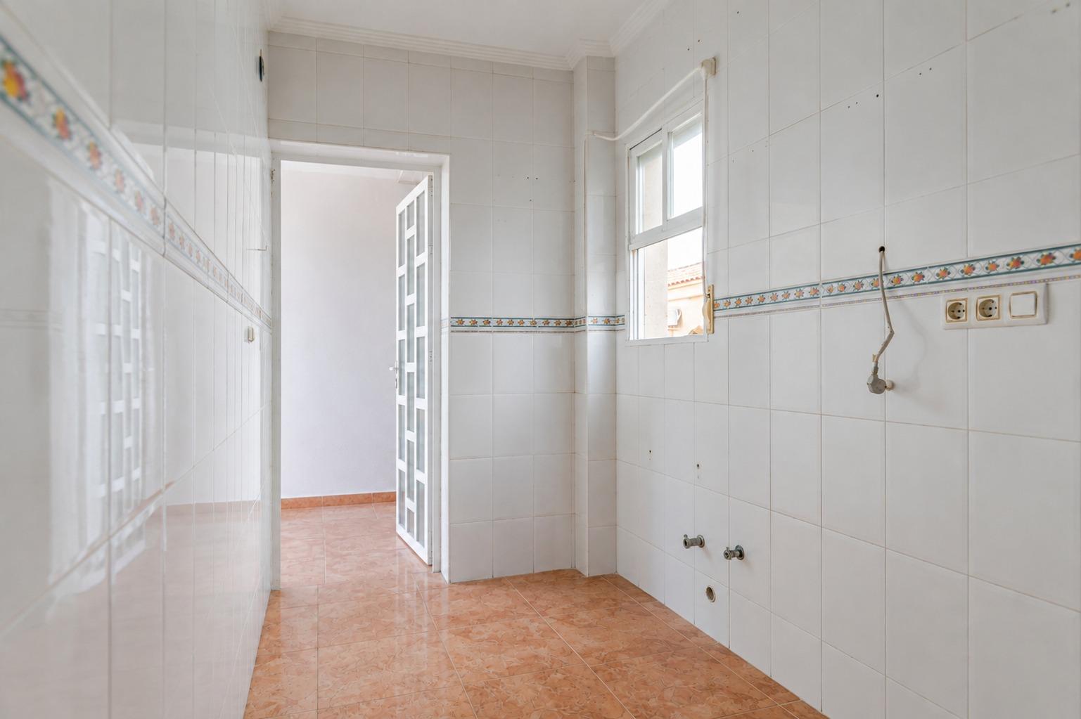 Bungalow planta alta de 2 hab con solárium privado y vistas  - foto 7
