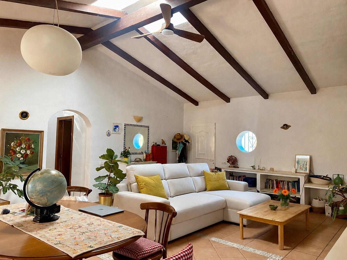 Casa de campo con amplio terreno y autonomía energética en S - foto 6